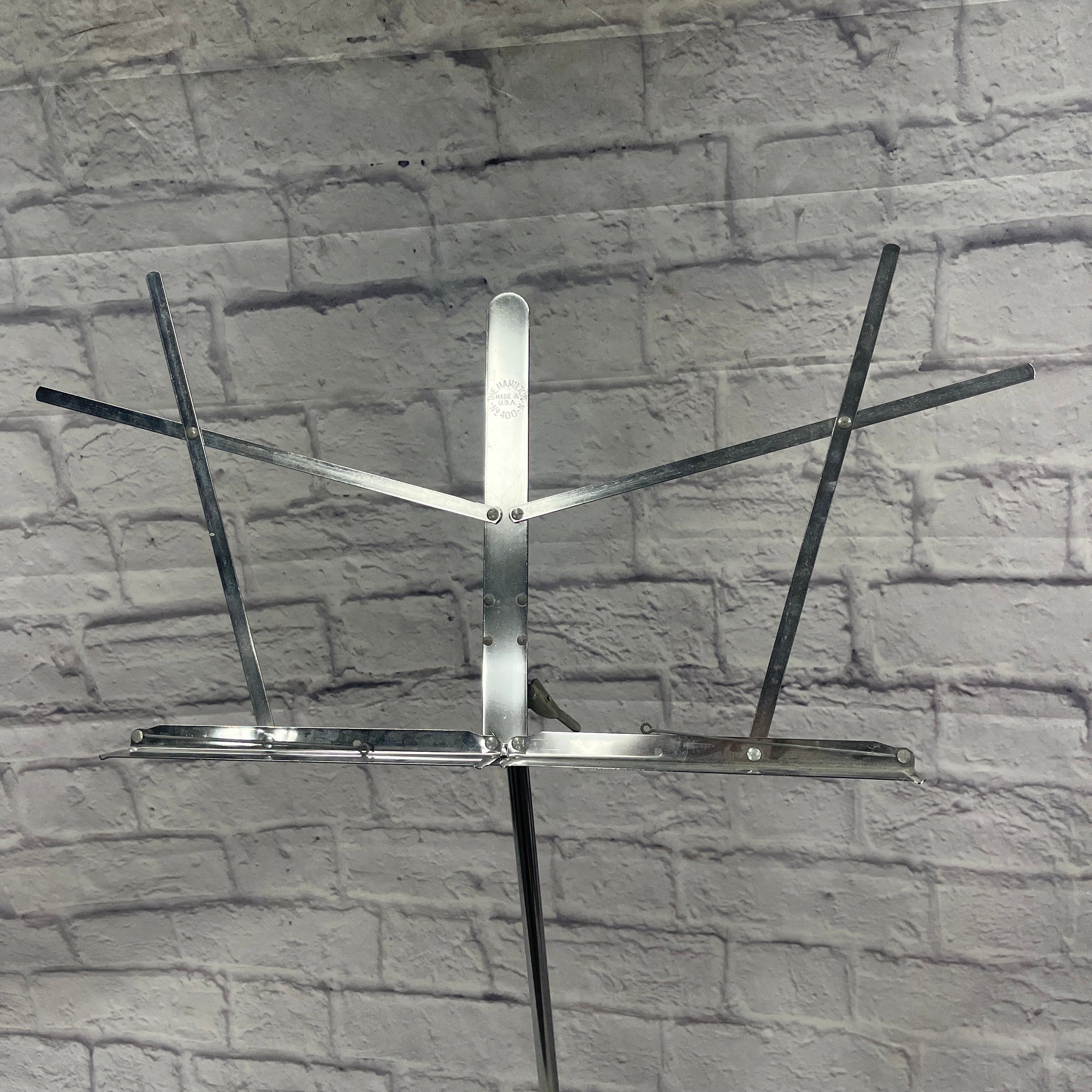 Unknown music stand