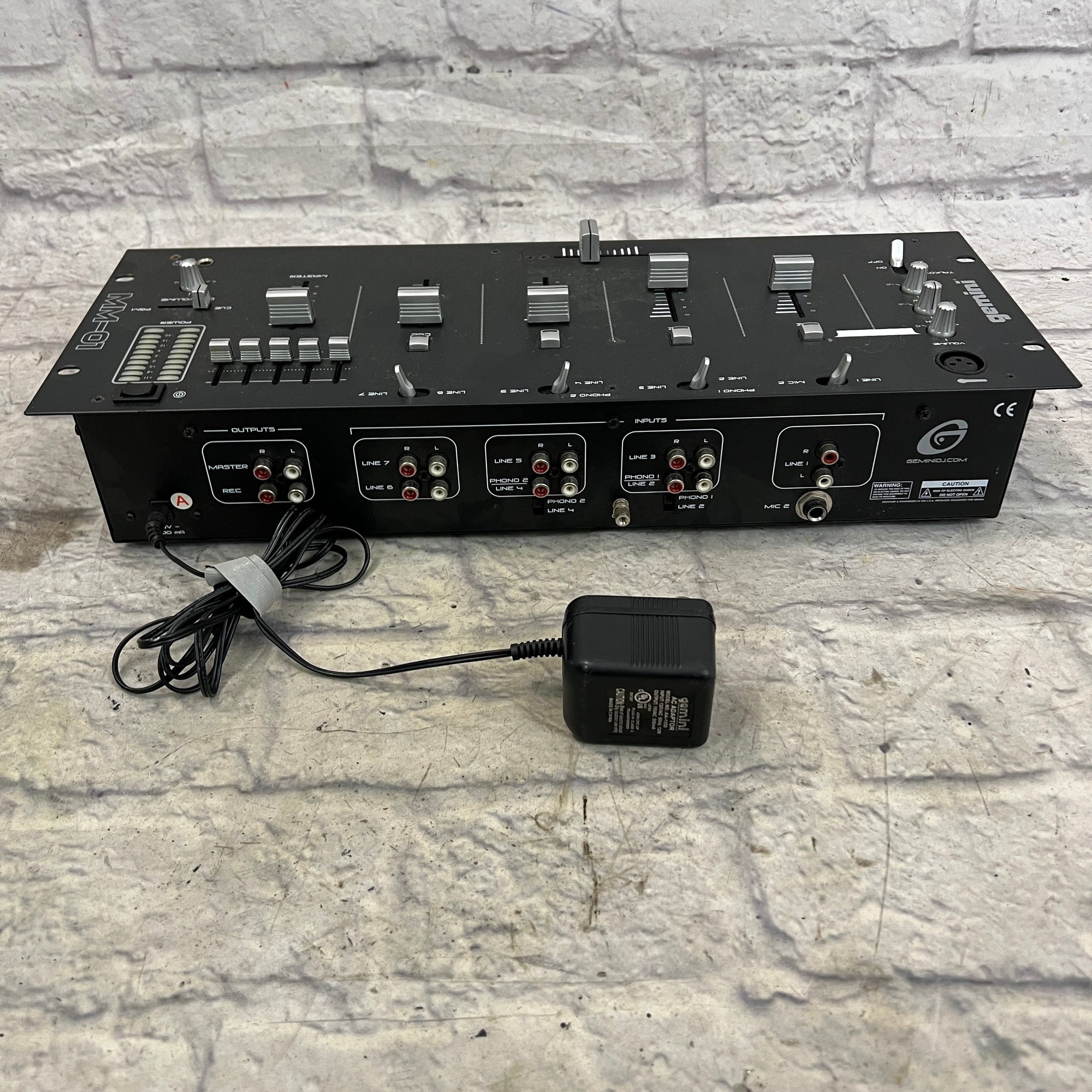 Gemini MM-01 DJ Mixer