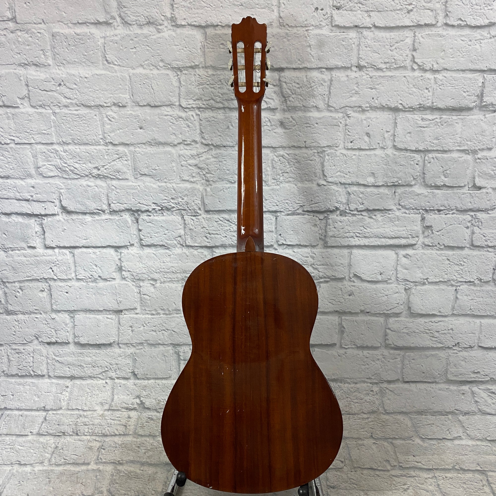 Yamaha G-231ii Classical Acoustic Guitar