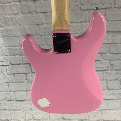 Squier Mini Stratocaster 3/4 Electric Guitar Pink Electric Guitar