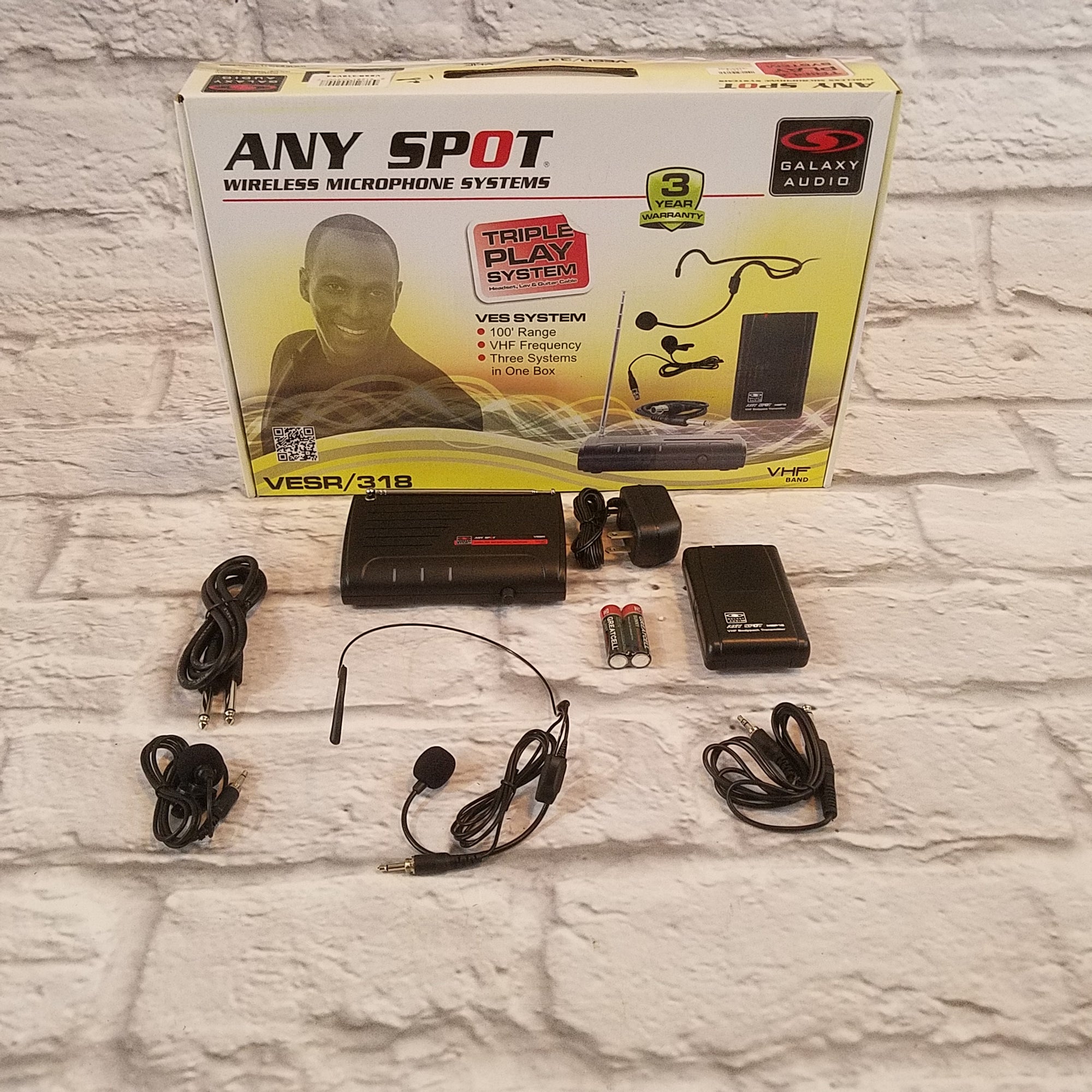 Galaxy Audio VESR/318 Wireless Microphone System