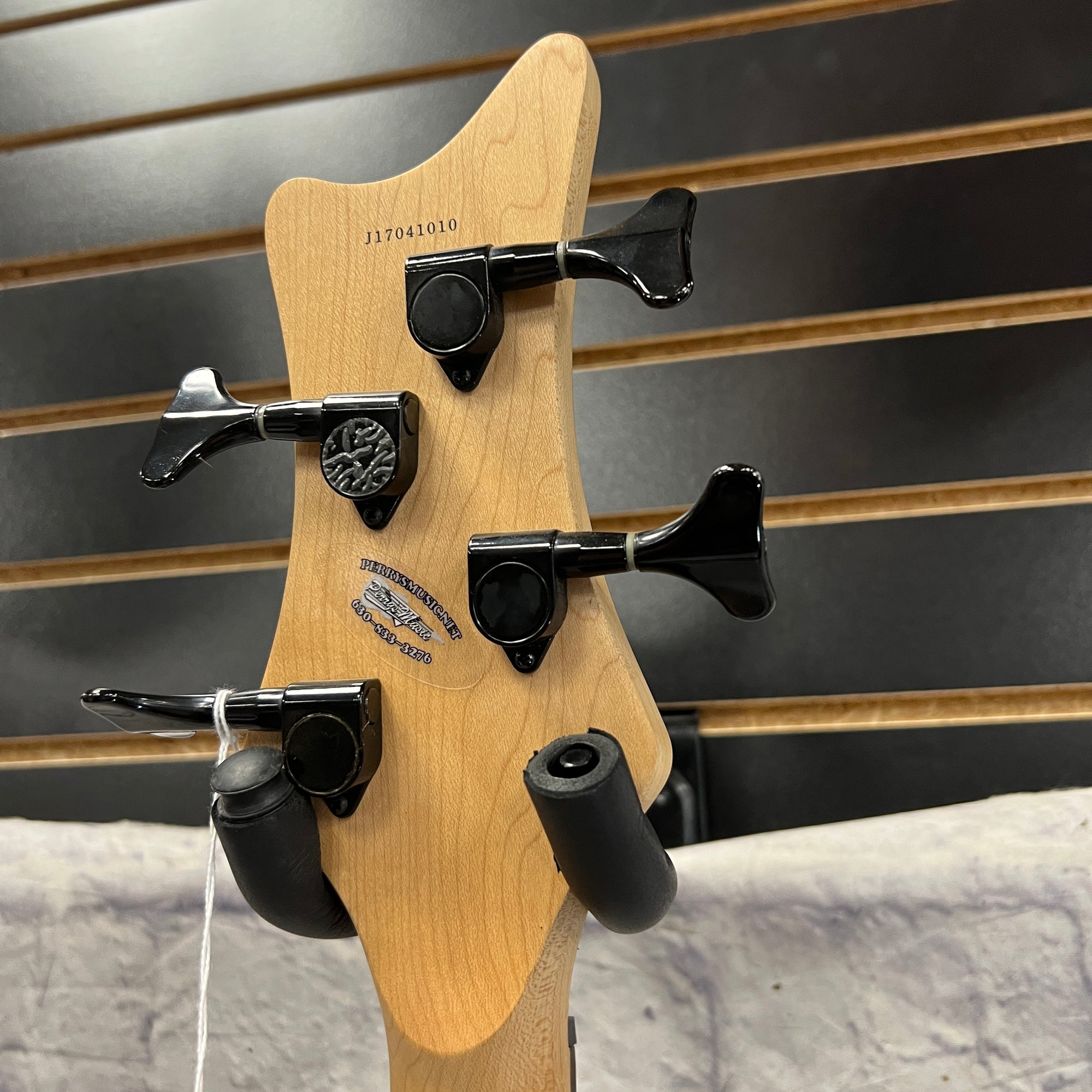 Dean Edge 3 4-String Sunburst Bass