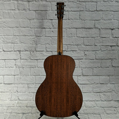 Martin 00L-X2E Concert Acoustic