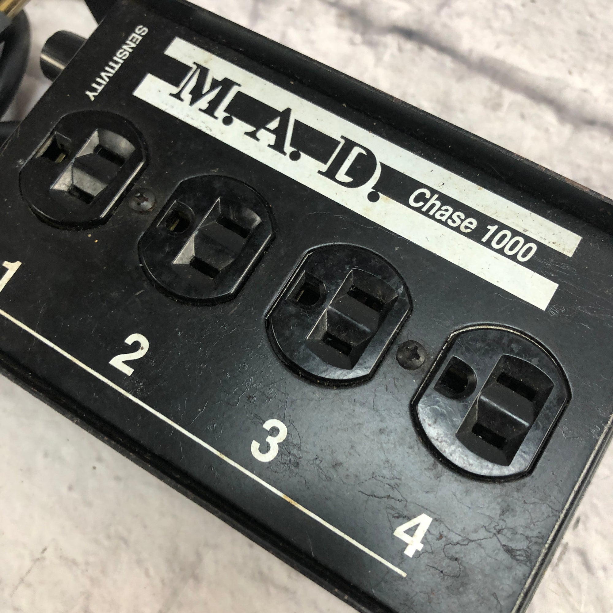 ETA M.A.D. Chase 1000 4 Outlet Power Conditioner