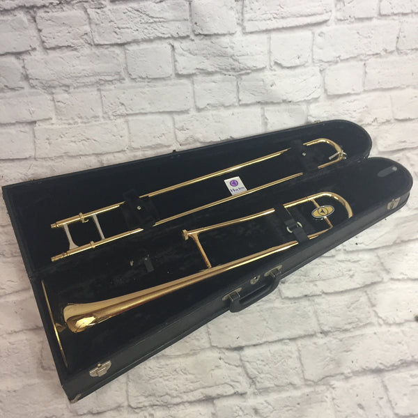 Holton TR602 Collegiate Trombone with Mouthpiece, Trombone Oil and Cas