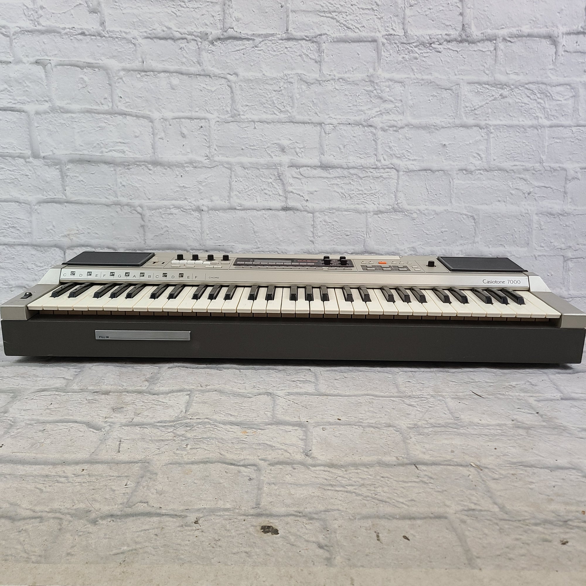 Vintage Casio CT-7000 61-Key Stereo Digital Keyboard