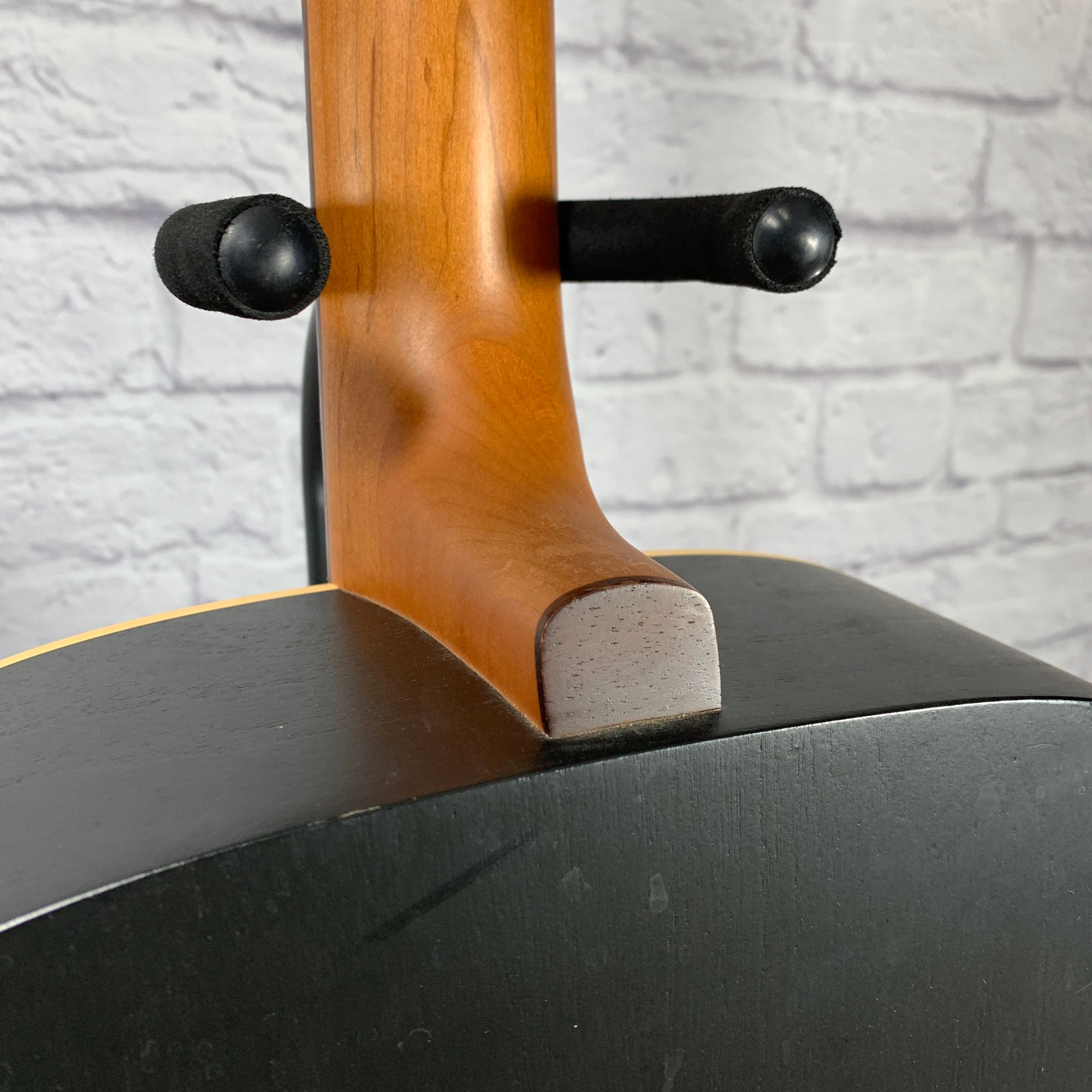 Art & Lutherie Wild Cherry (エレアコ仕様) Art & Lutherie Wild Cherry (エレアコ仕様) Art&Lutherie