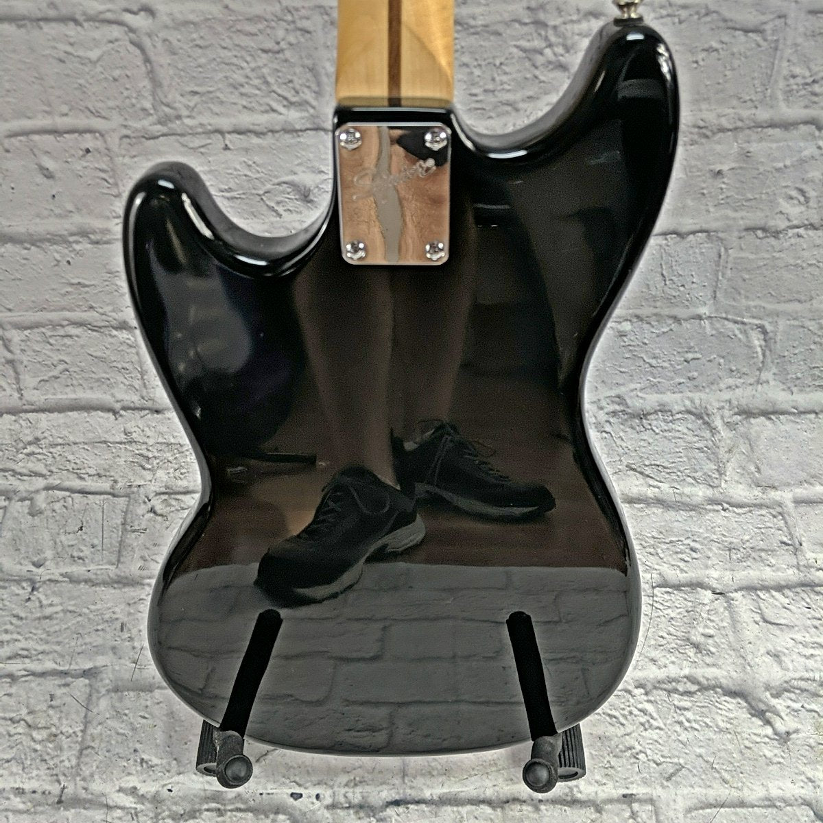 Squier Bronco Short Scale 4 String Bass