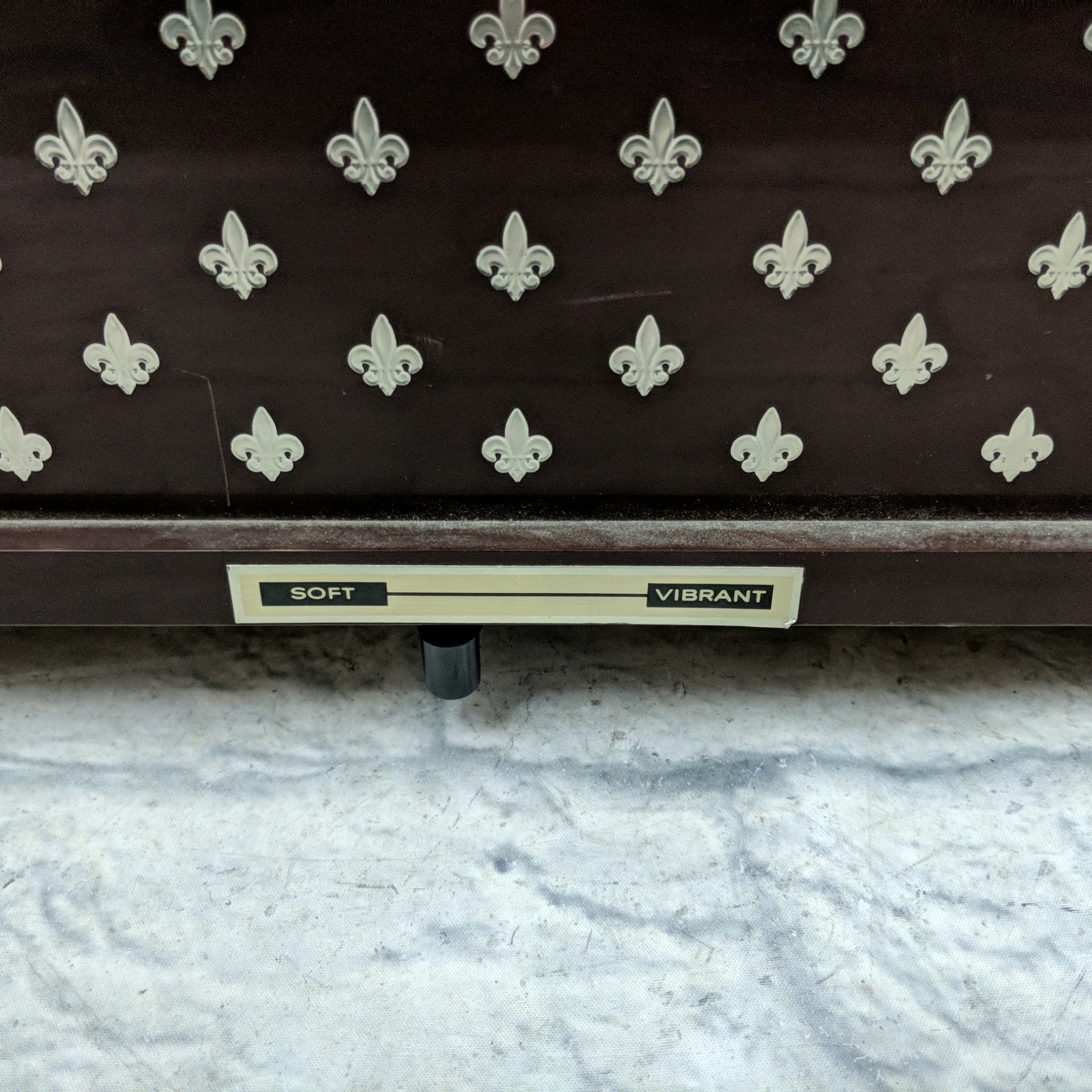 Vintage 1960s Magnus Super Deluxe Electric Chord Organ