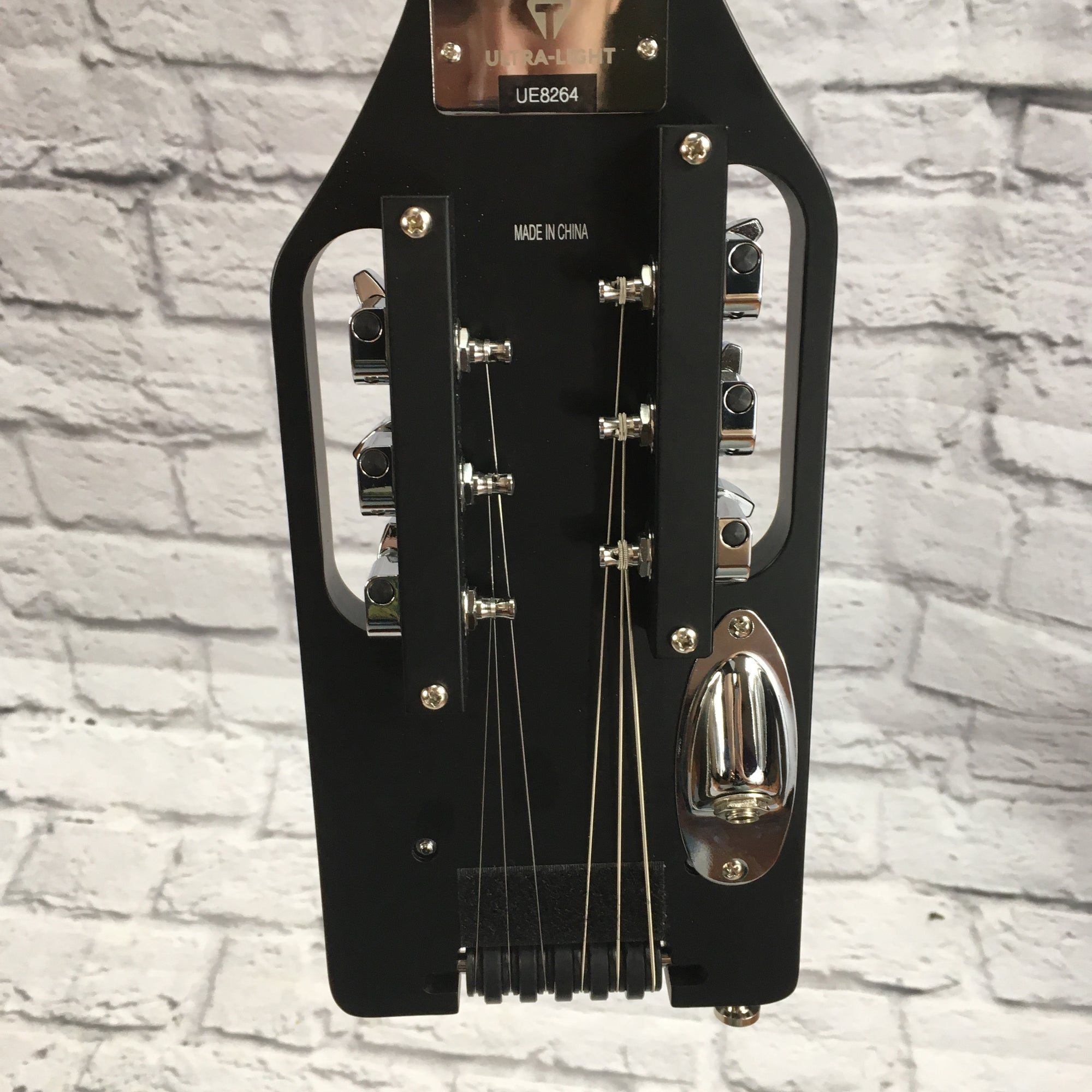 Traveler Ultralight Black Electric Guitar