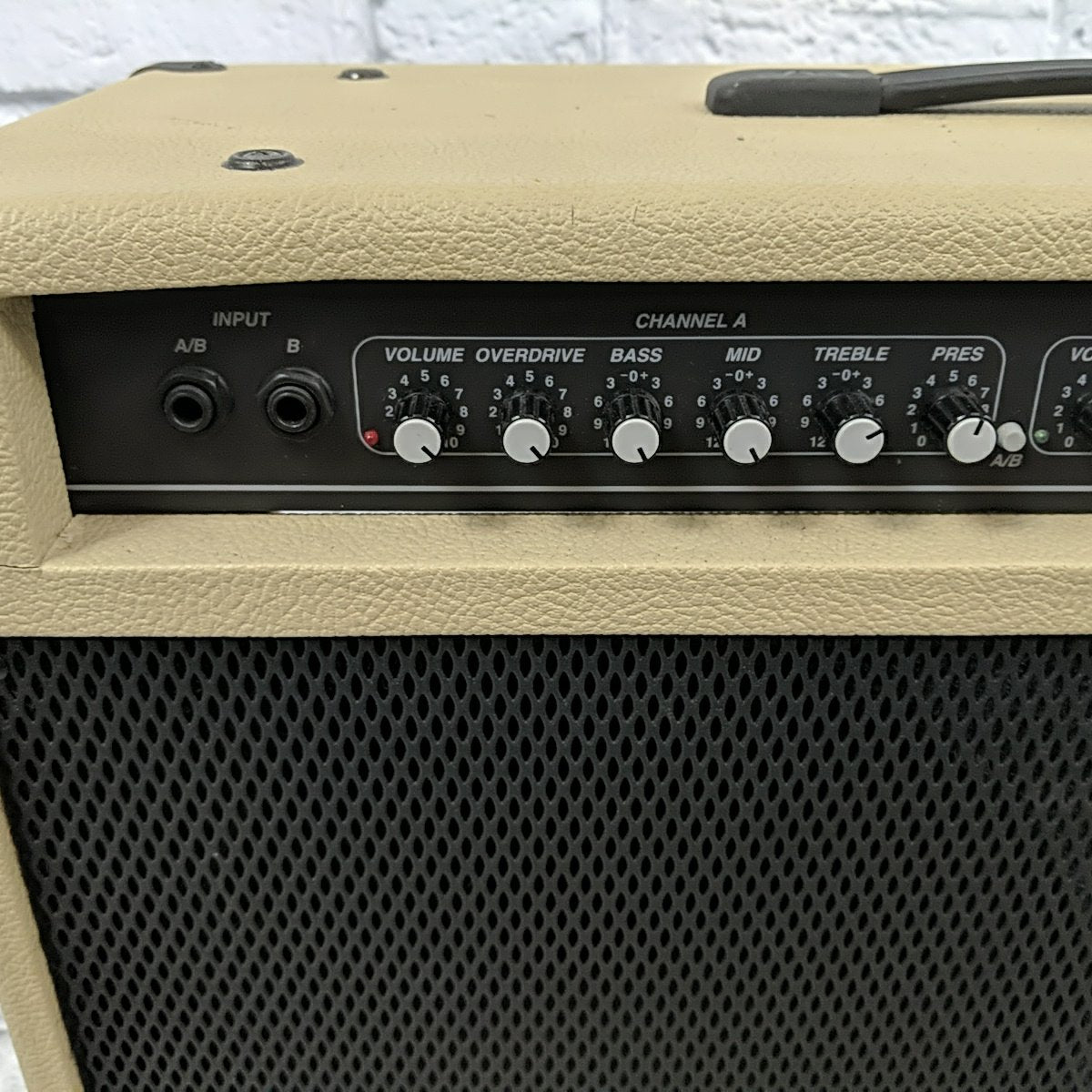 Carvin SX-200 2x12 Combo Guitar Project Parts Amp Creme Tolex w/ British Series 100W 8ohm Speakers