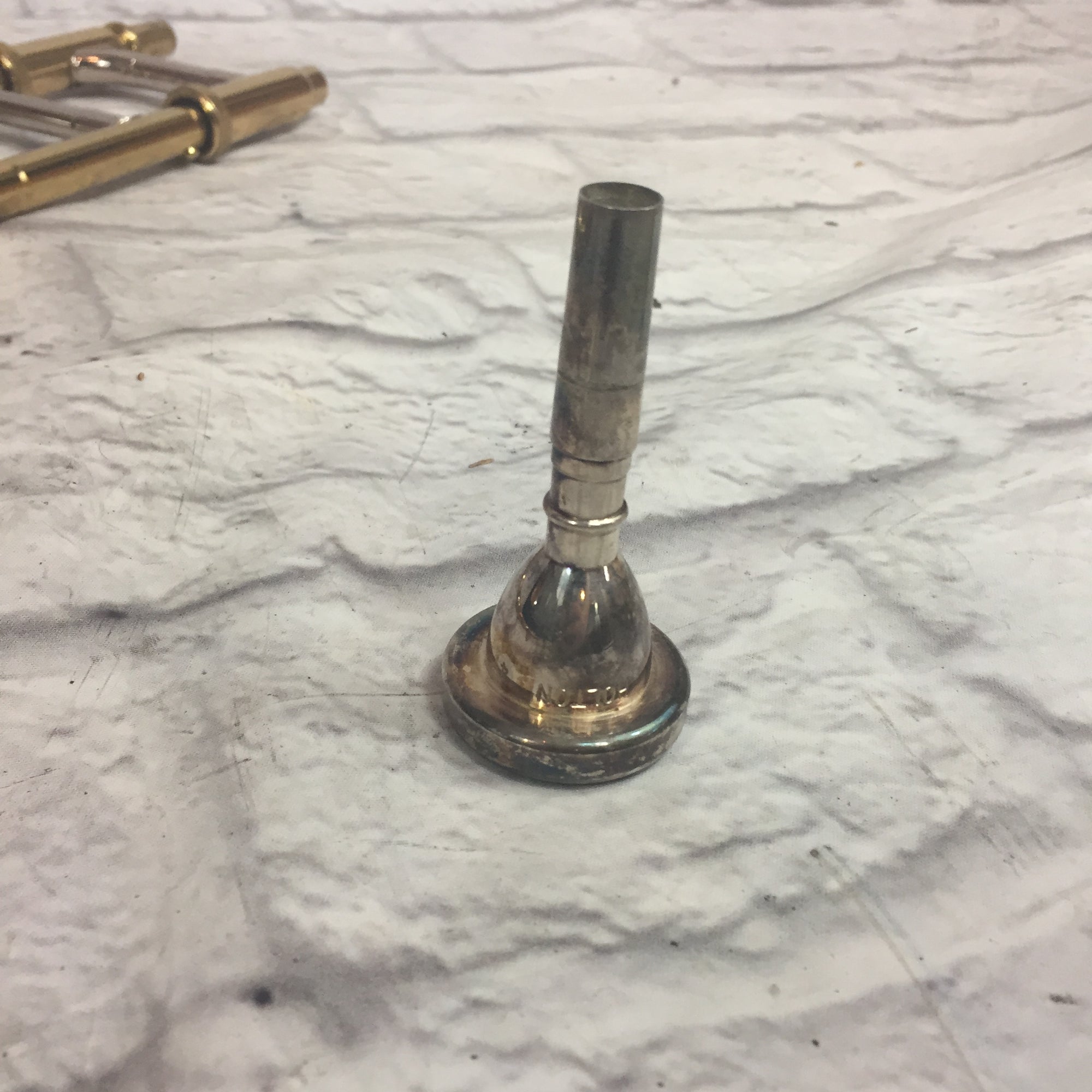 Holton TR602 Collegiate Trombone with Mouthpiece, Trombone Oil and Case