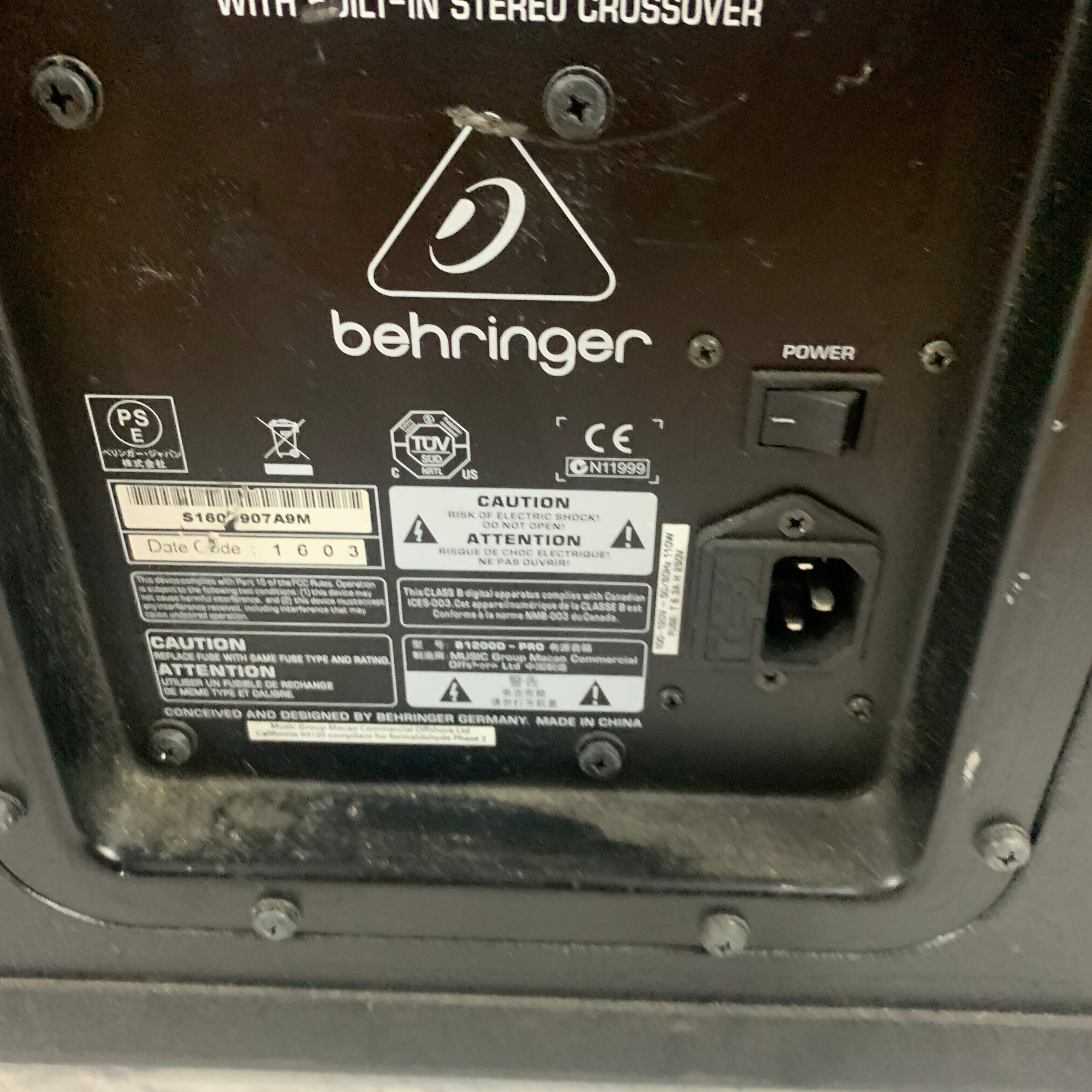 Behringer Eurolive B1200D 12" Powered Subwoofer