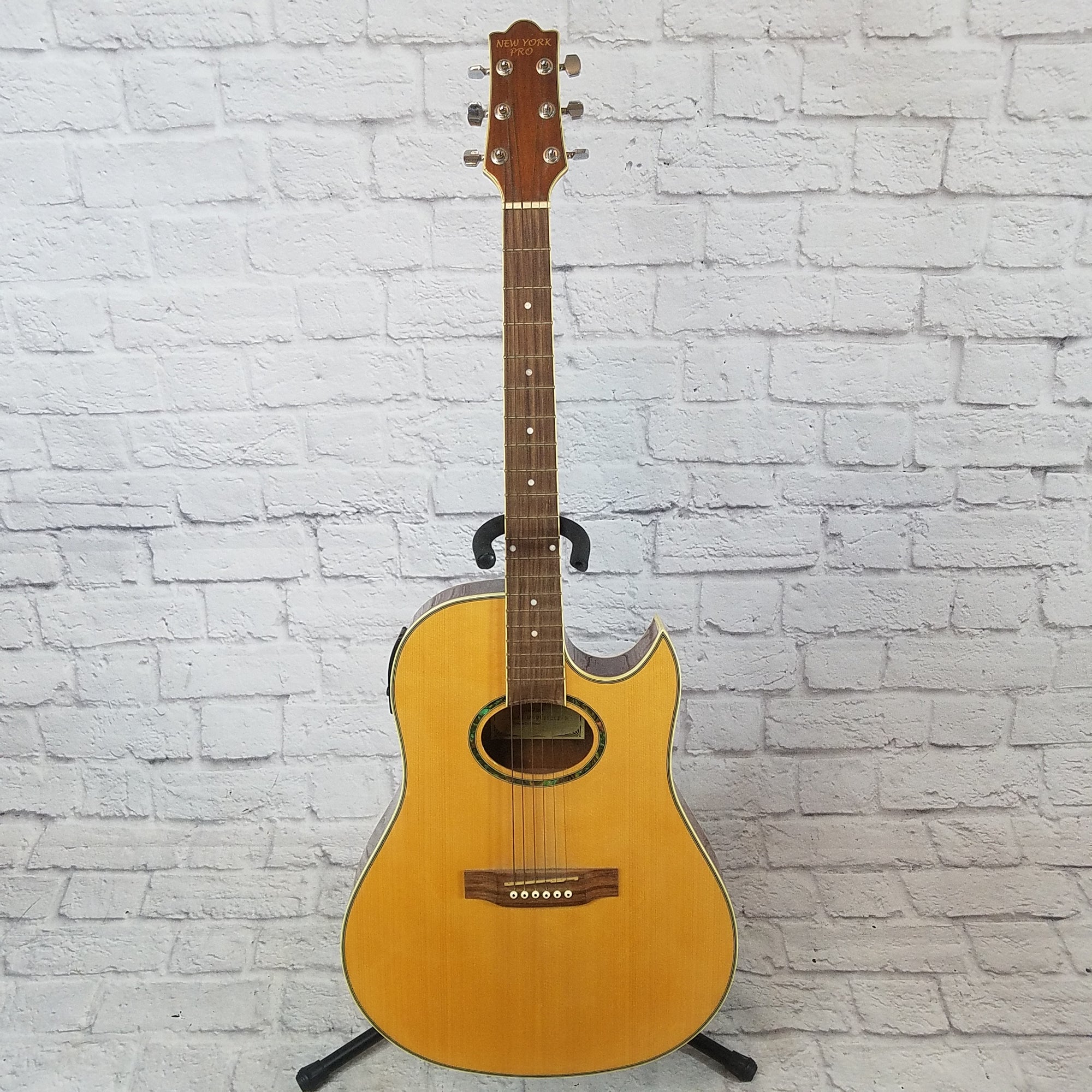 New York Pro NYDG302C (b)/n Acoustic Electric Concert