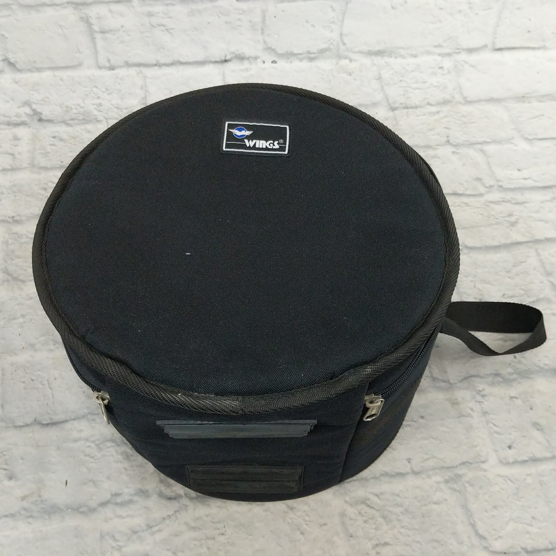 Wings Tom Case 10x8"