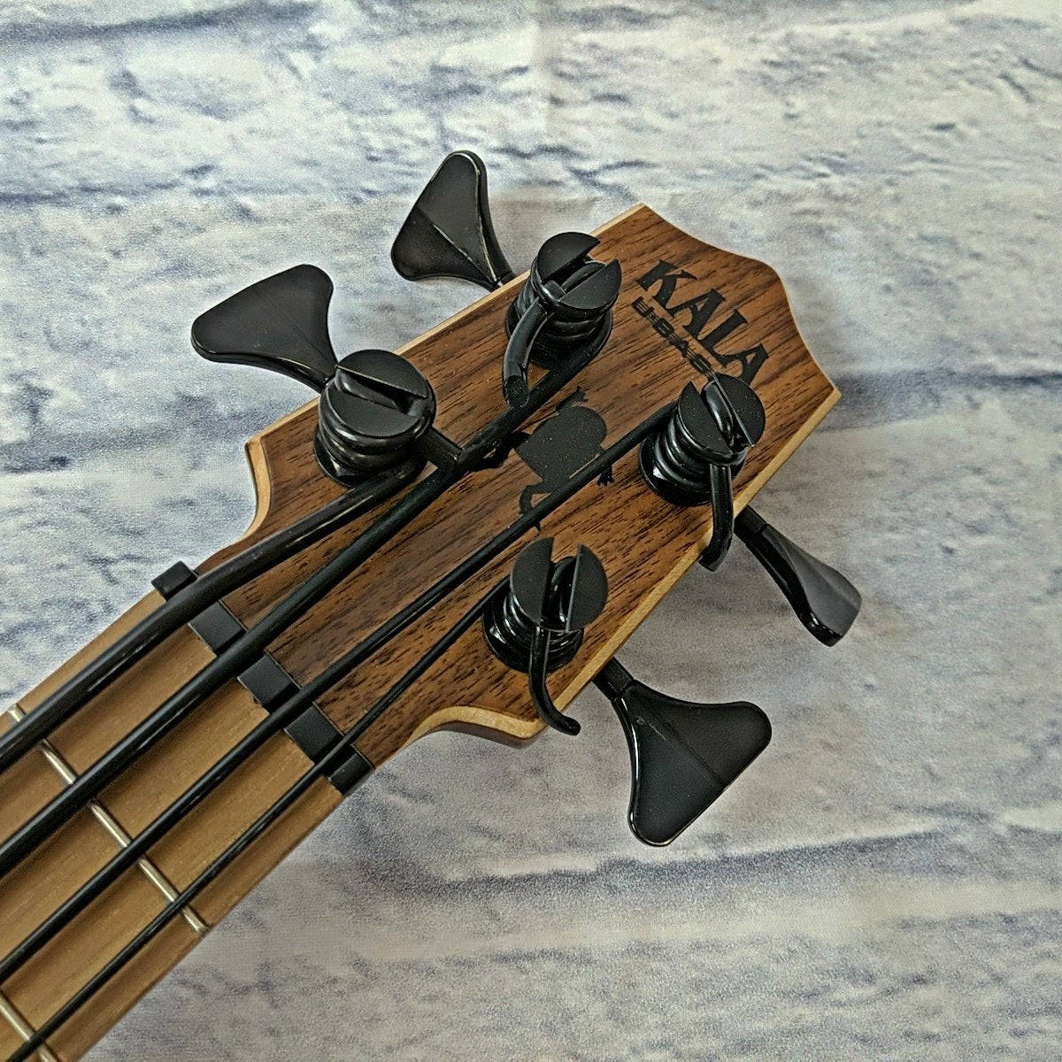 Kala UBASS-SSMHG-FS Ukulele