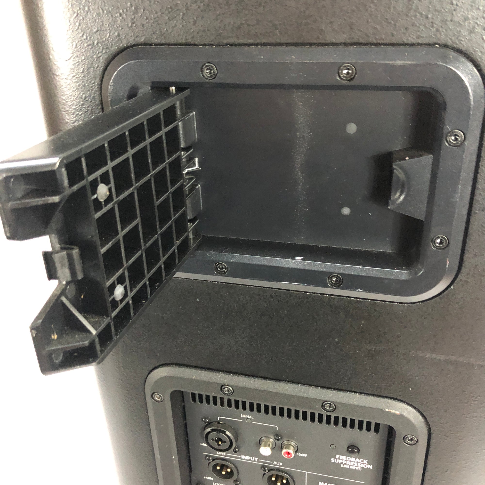 Line 6 L3T 3-Way Powered PA Speaker