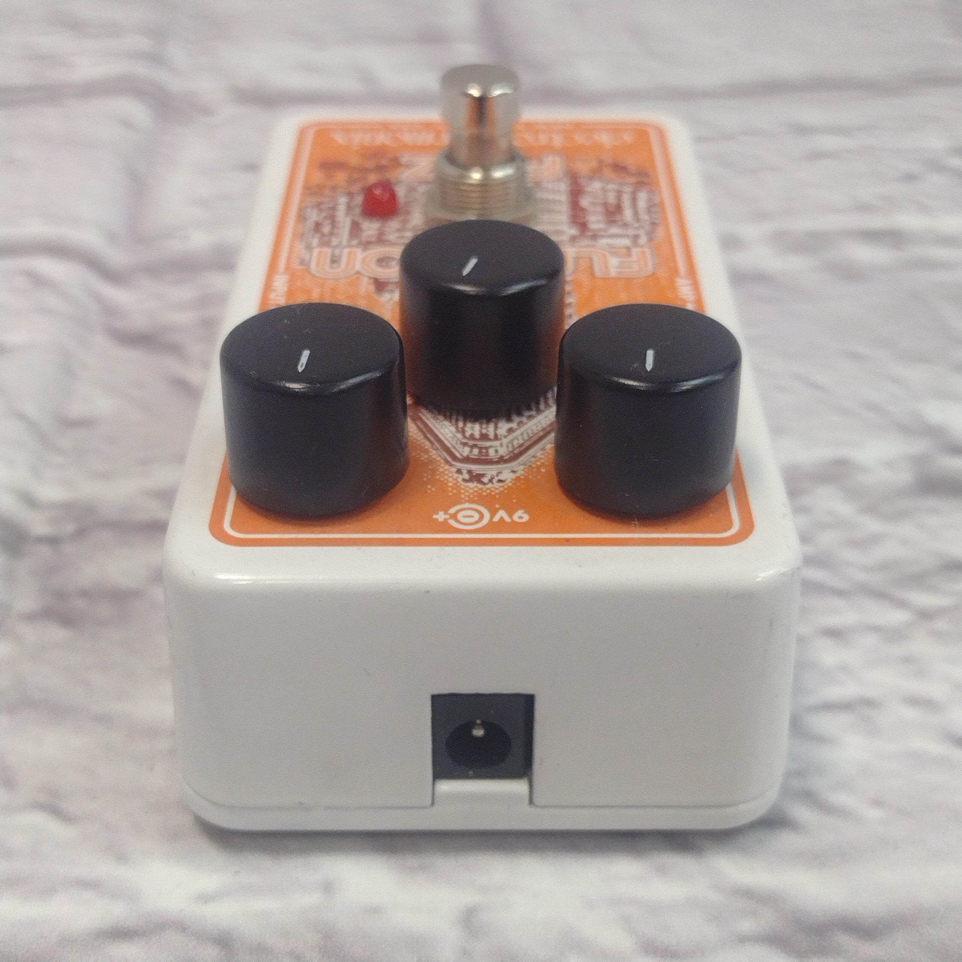 Electro-Harmonix Flat Iron Fuzz Pedal