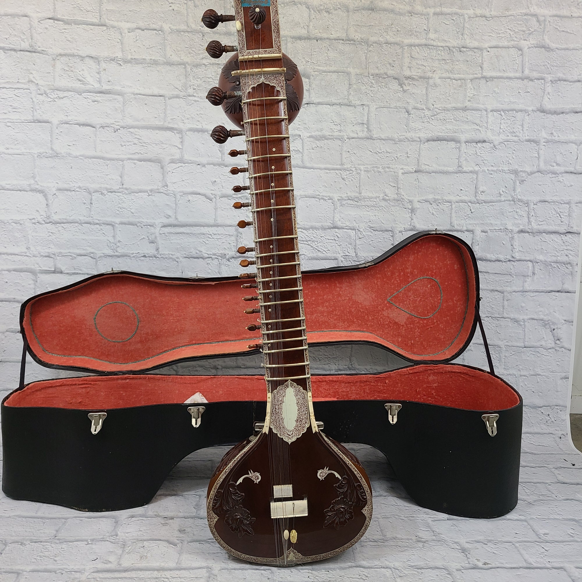 Pakrashi Sitar with Hard Case and Accessories