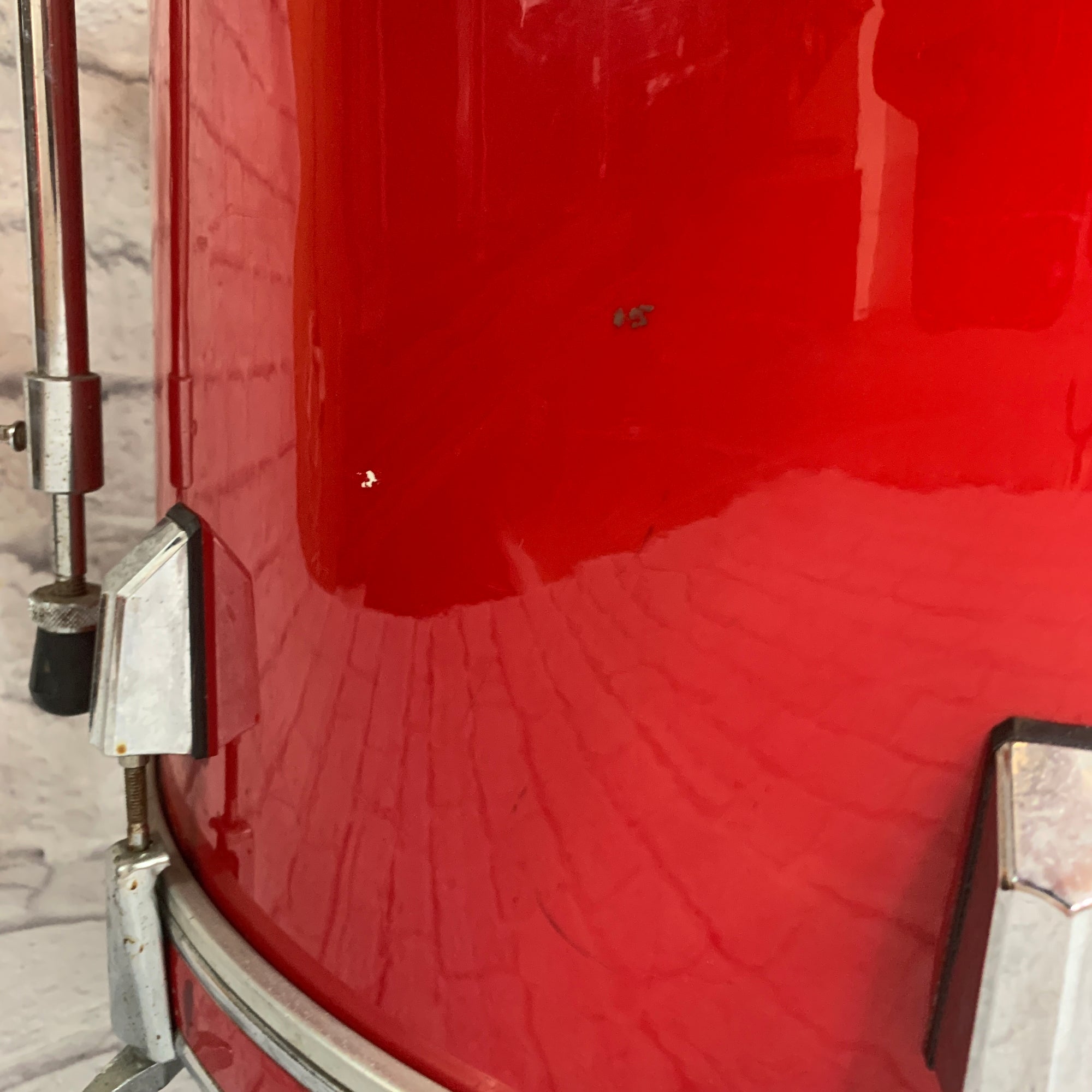 Pearl Export 22 x 16 Red Bass Drum