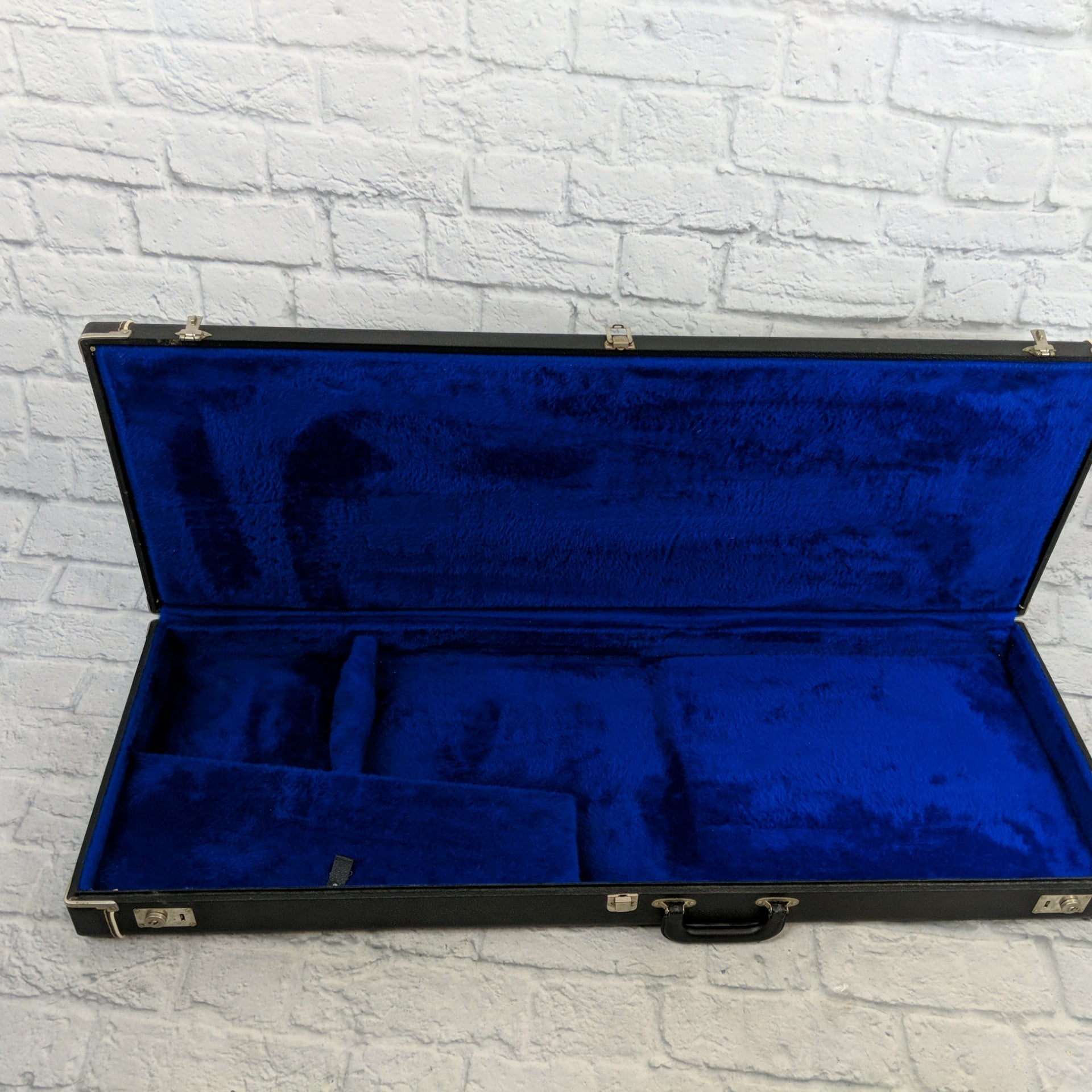 Vintage Electric Guitar Hard Case Blue Interior