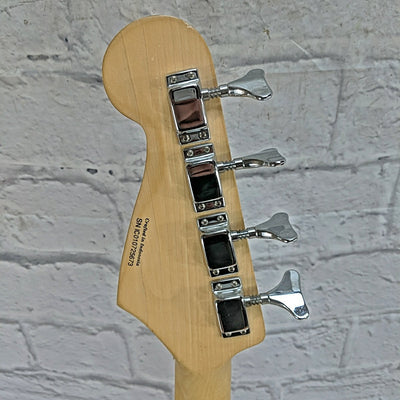 Squier Bronco Short Scale 4 String Bass