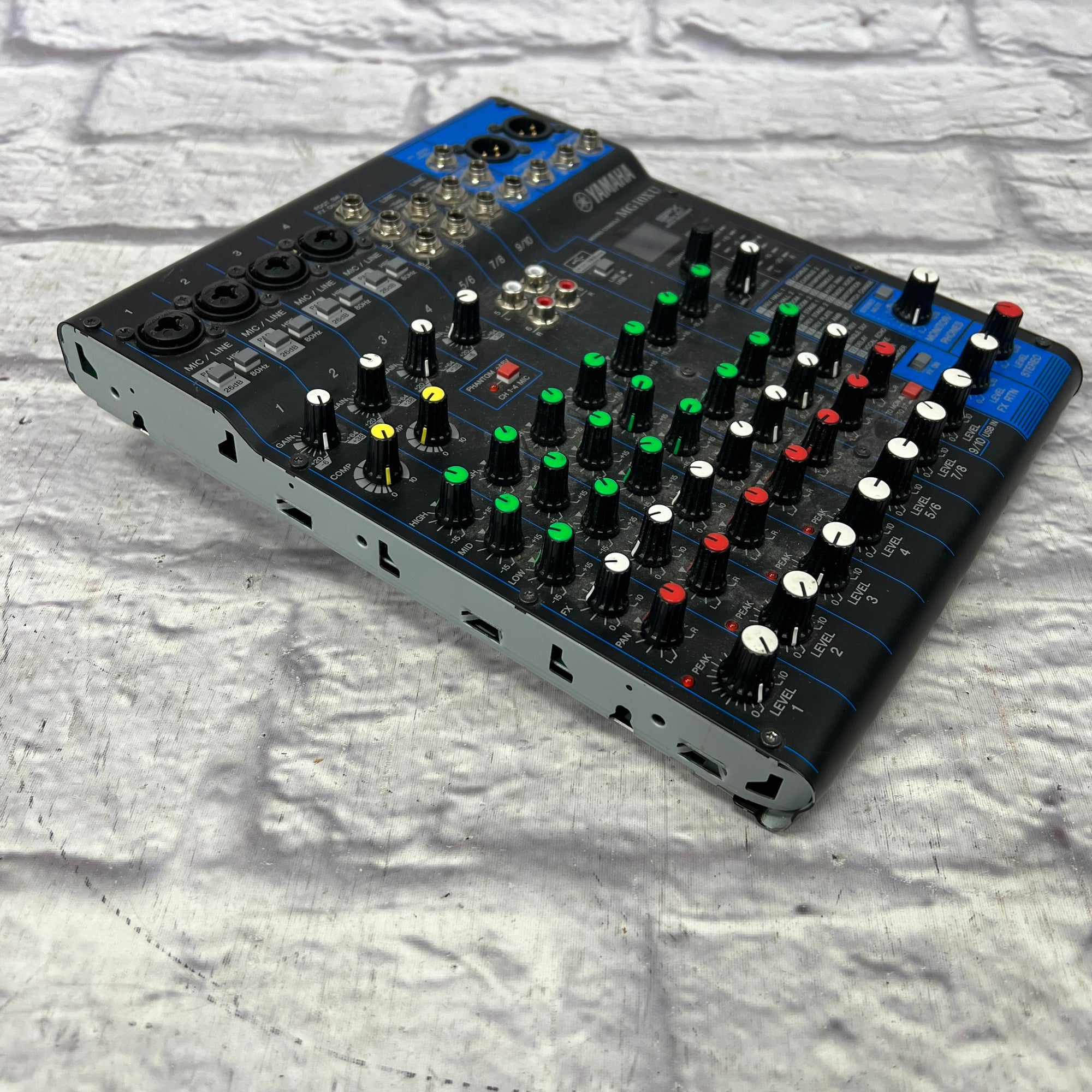 YAMAHA MG10XU(新品) Buy Yamaha MG10 10 Channel Mixer | Sam Ash Music