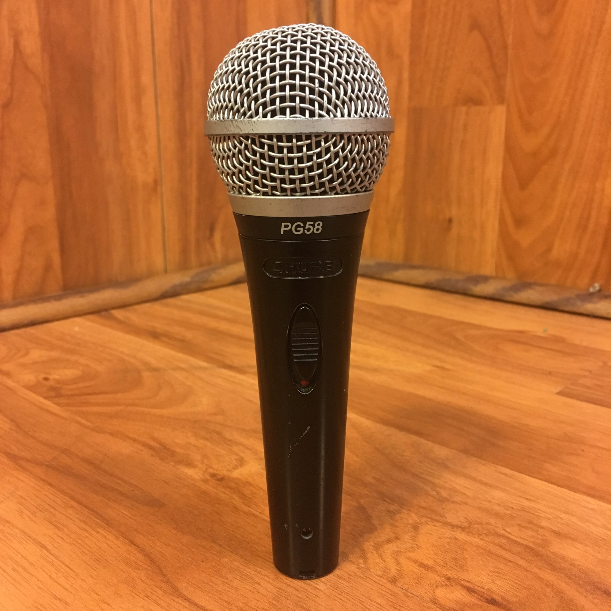 Shure PG58 Vocal Dynamic Microphone