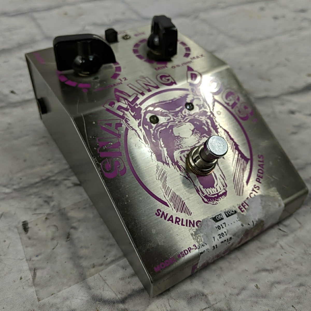 snarling dogs pedals Snarling Dogs Fuzz Buzz Guitar Pedal