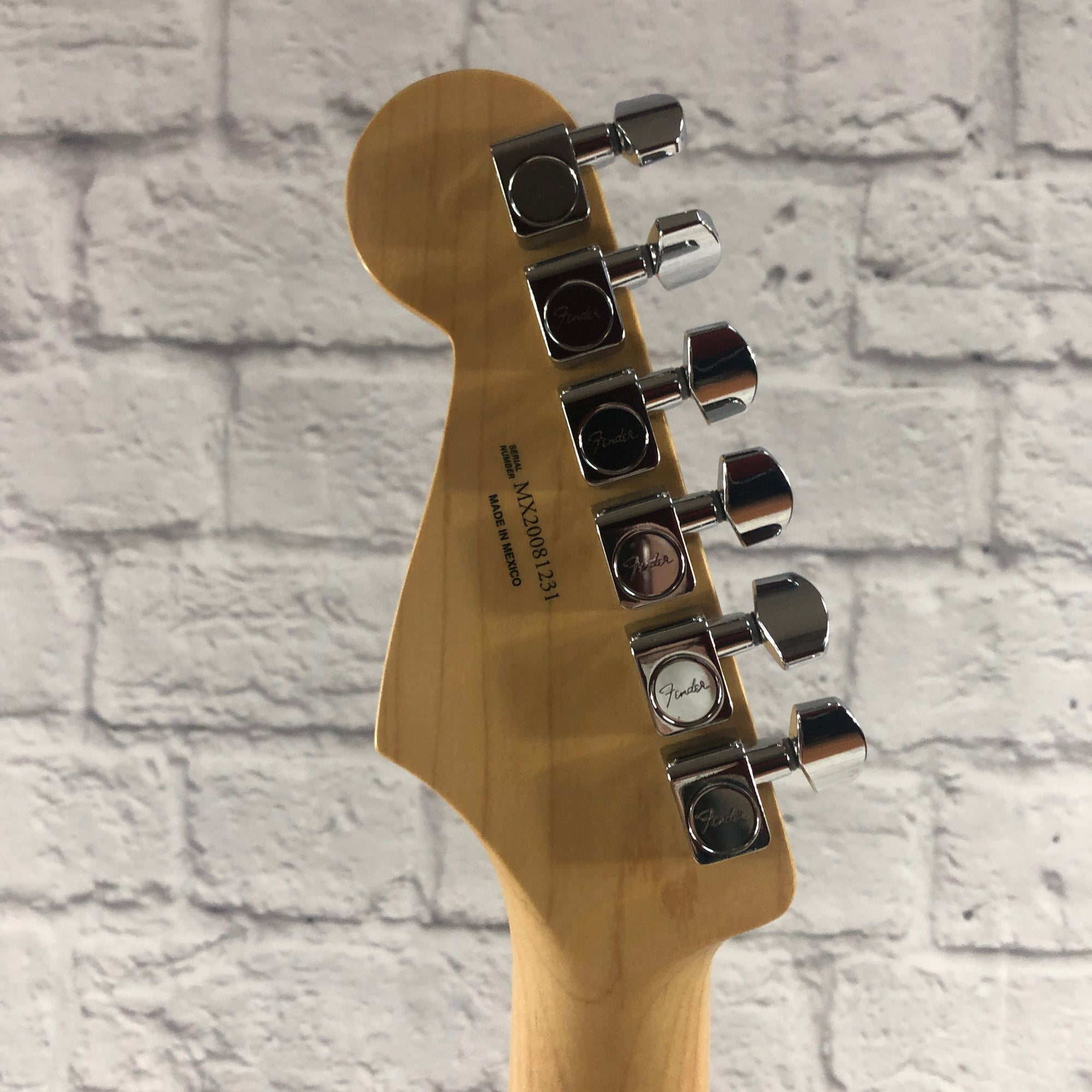 Fender 2020 Stratocaster HSS Standard Series Sunburst