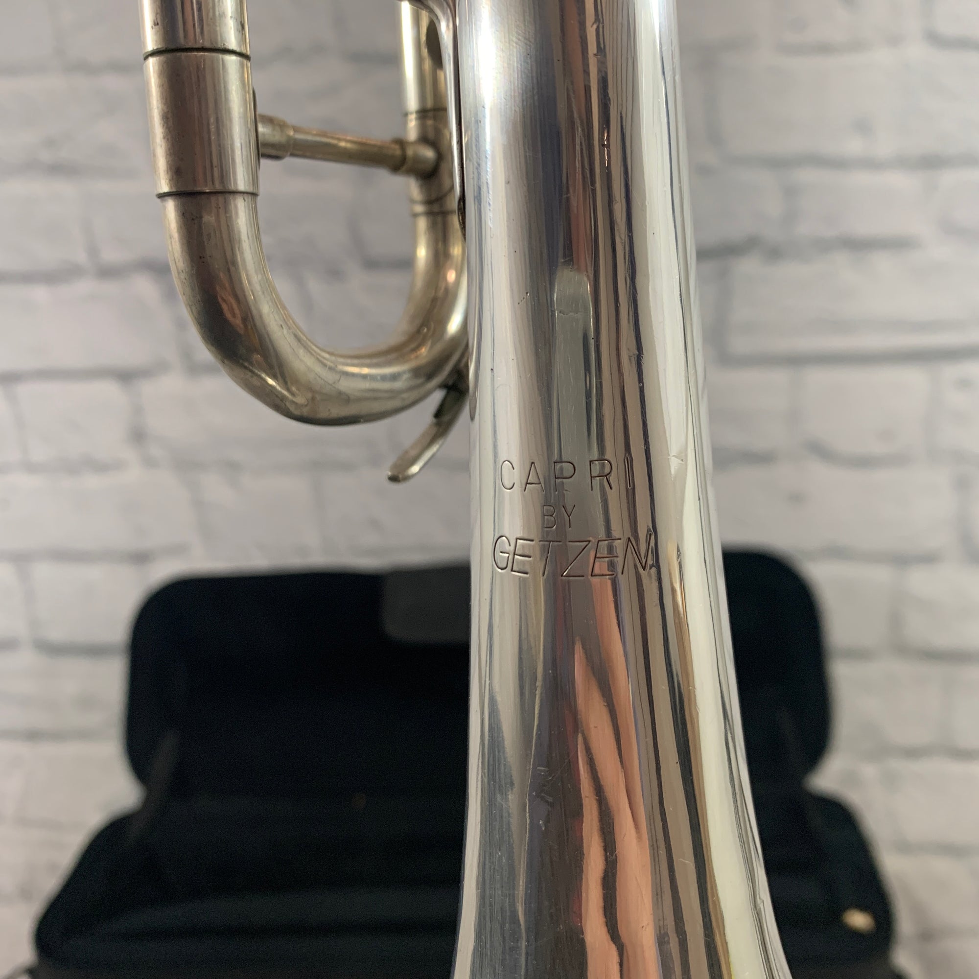 Capri by Getzen 590 Trumpet w/ Case - Evolution Music