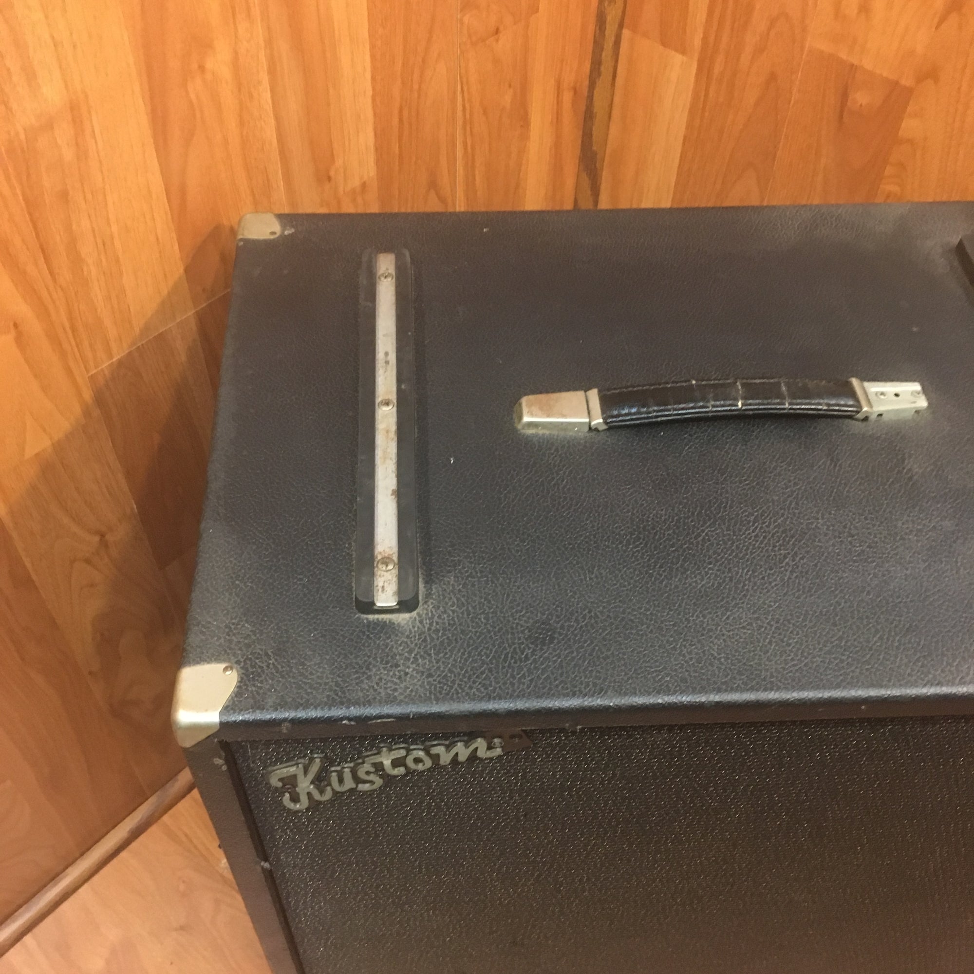 Vintage Kustom 1-15B Bass Cabinet