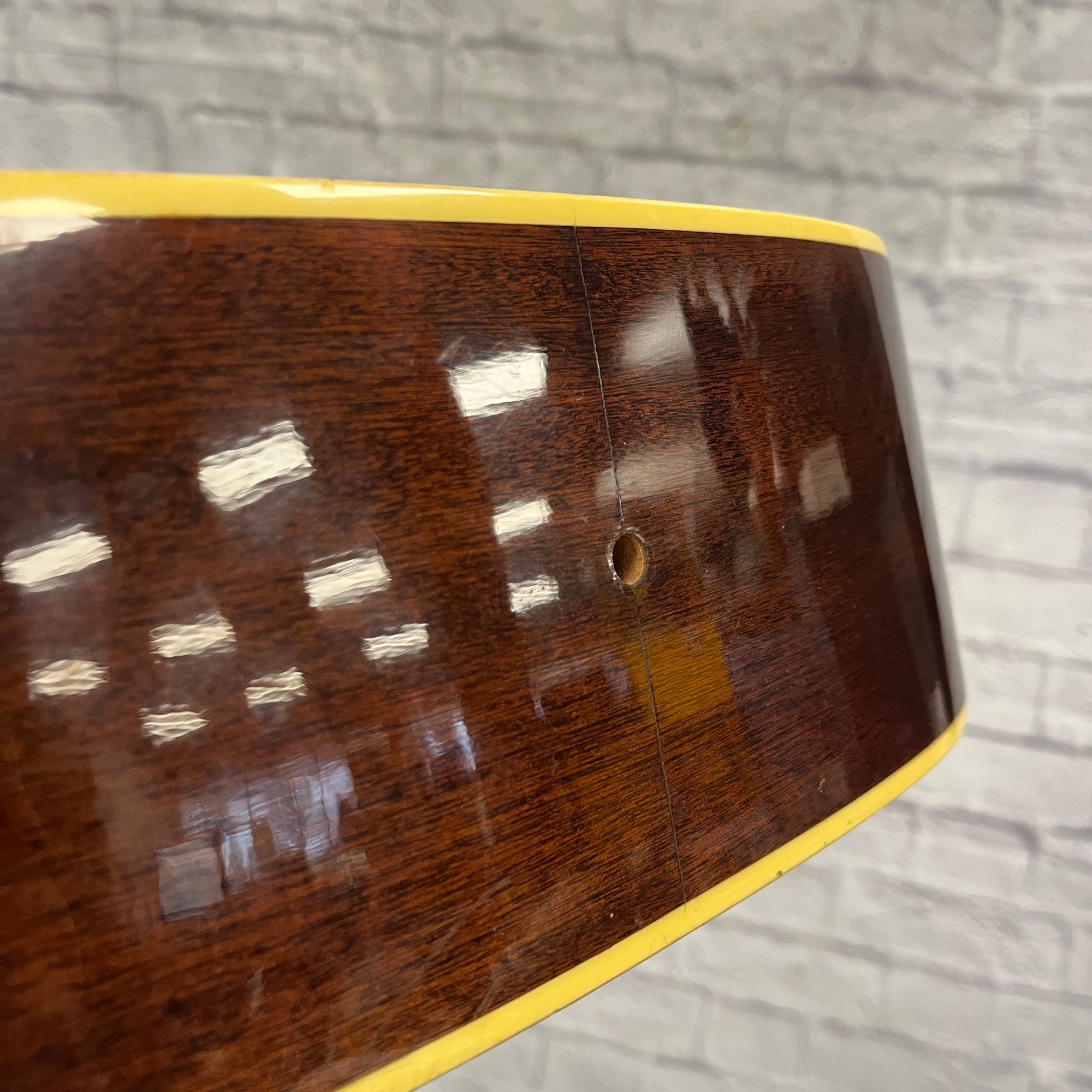 Washburn D95LTD Acoustic Guitar