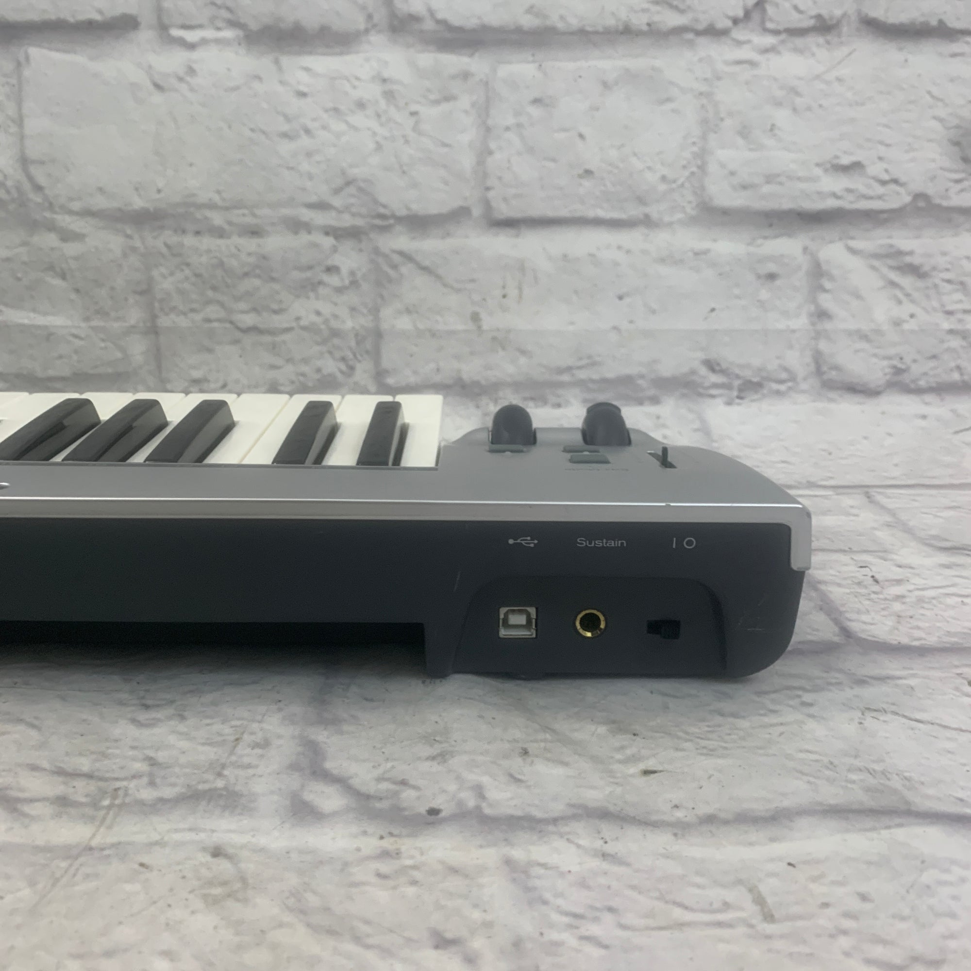 M-Audio Keystation 49 ES Controller - Evolution Music