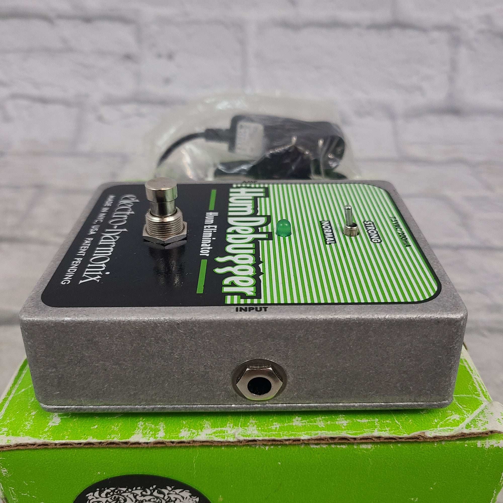 Electro-Harmonix Hum Debugger Noise Gate
