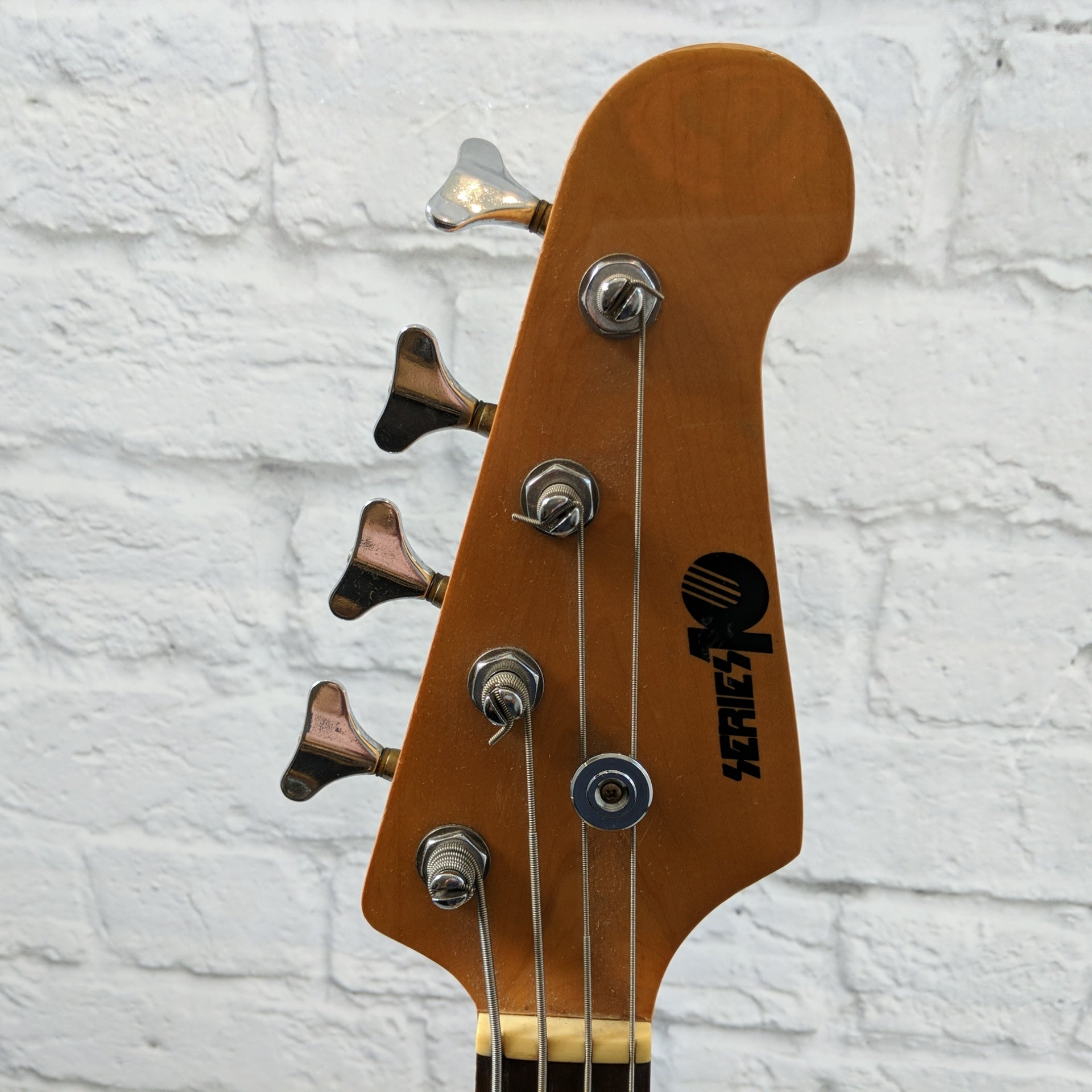 Series 10 Professional 4 String Jazz Bass