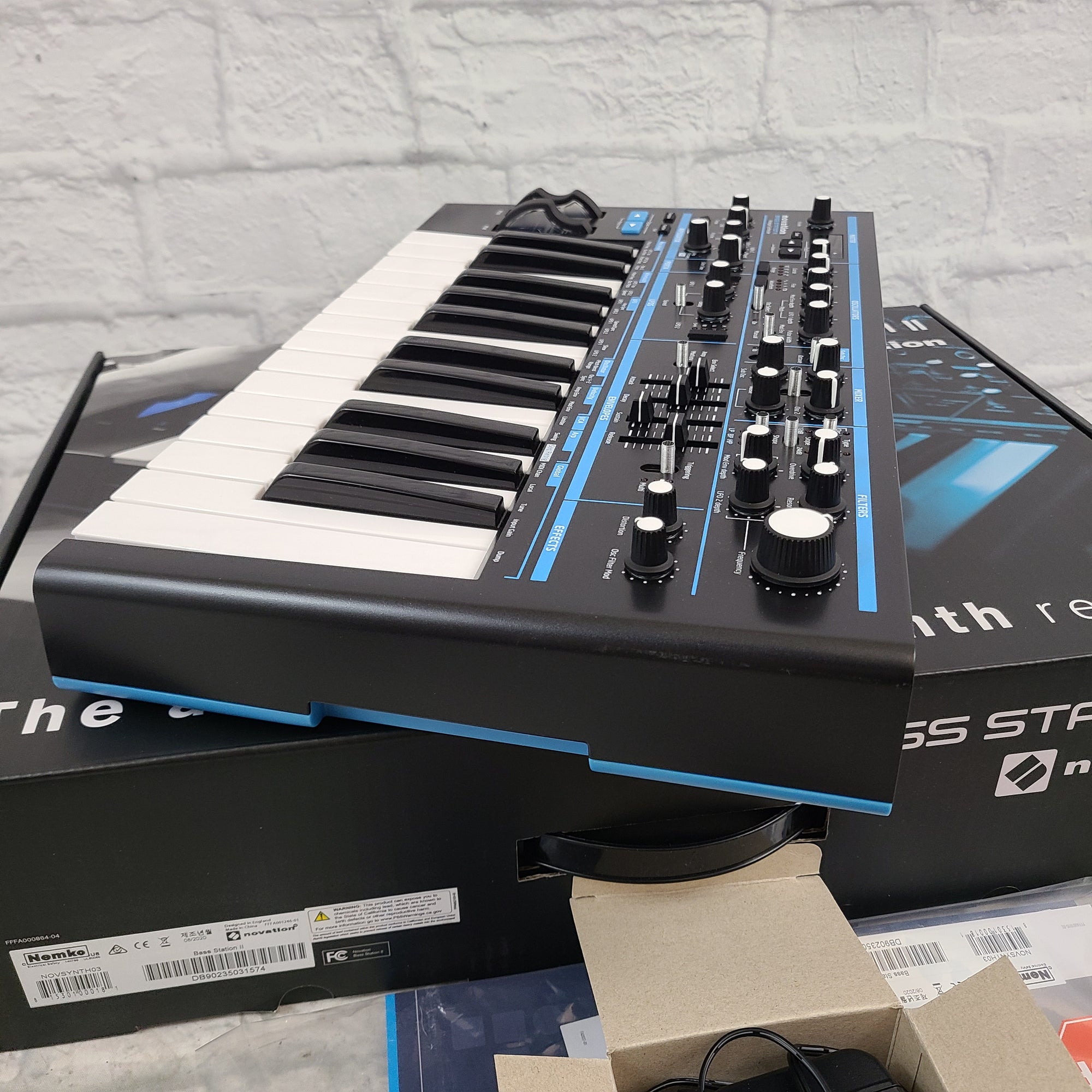 Novation Bass Staion II 25 Key Analogue Synth