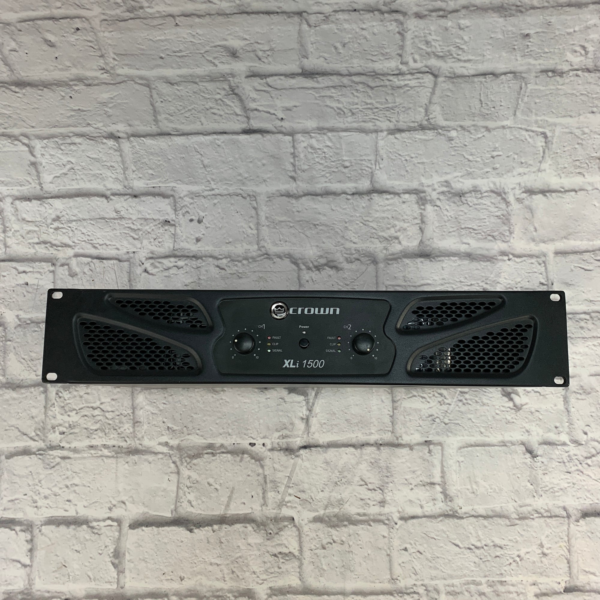 Crown XLi 1500 Power Amp