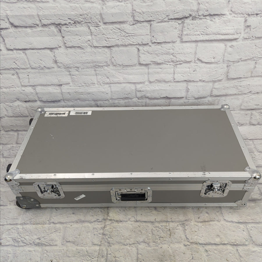 Pedaltrain Novo 32 w/ Flight Case