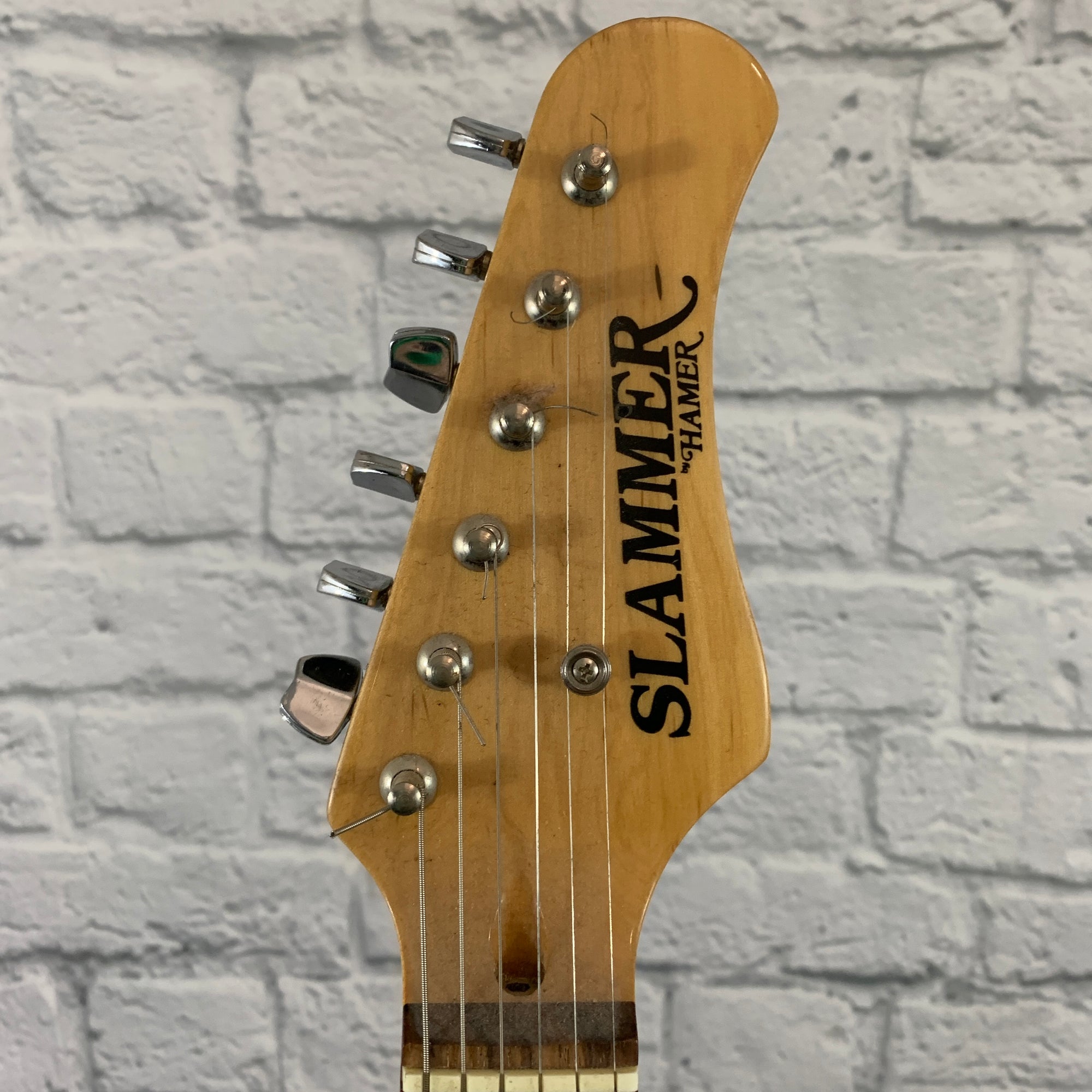 Hamer Slammer HSH Stratocaster Transparent Red