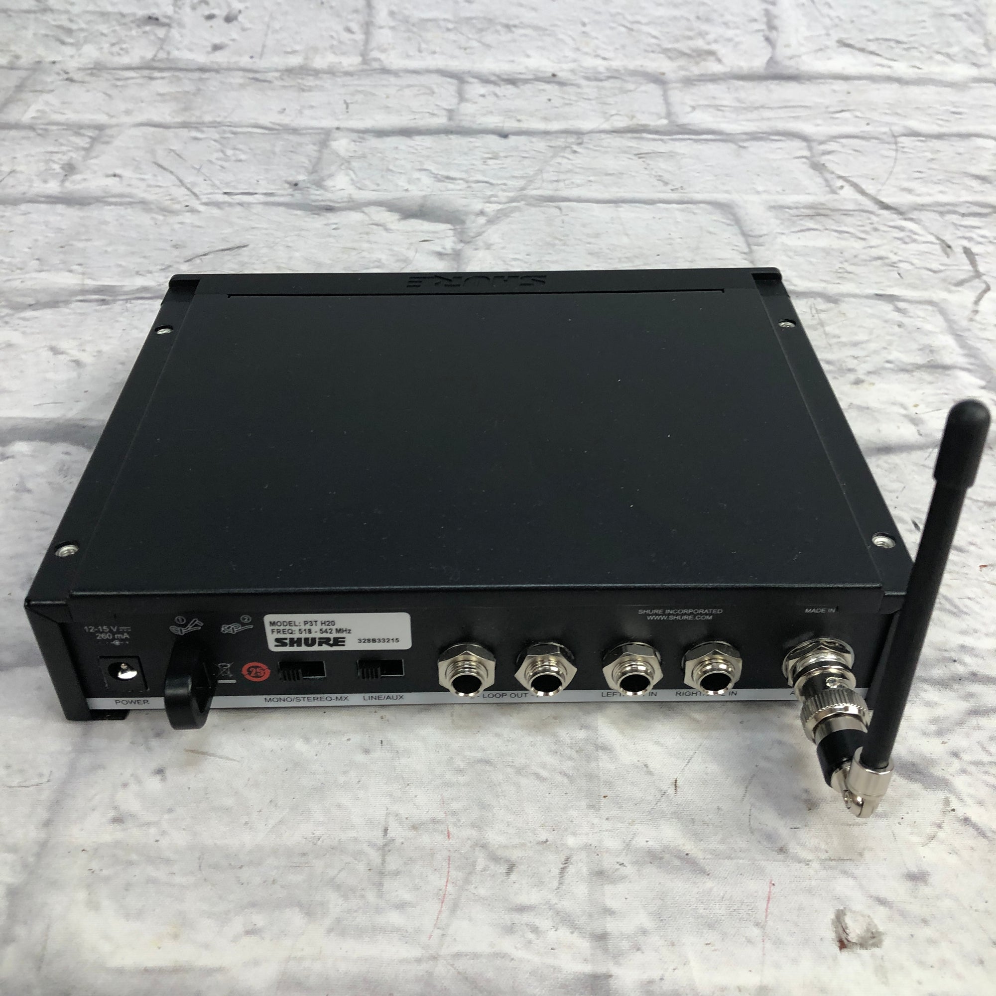 Shure P3TRA PSM300 H20 In Ear Monitor System 518-542 MHz