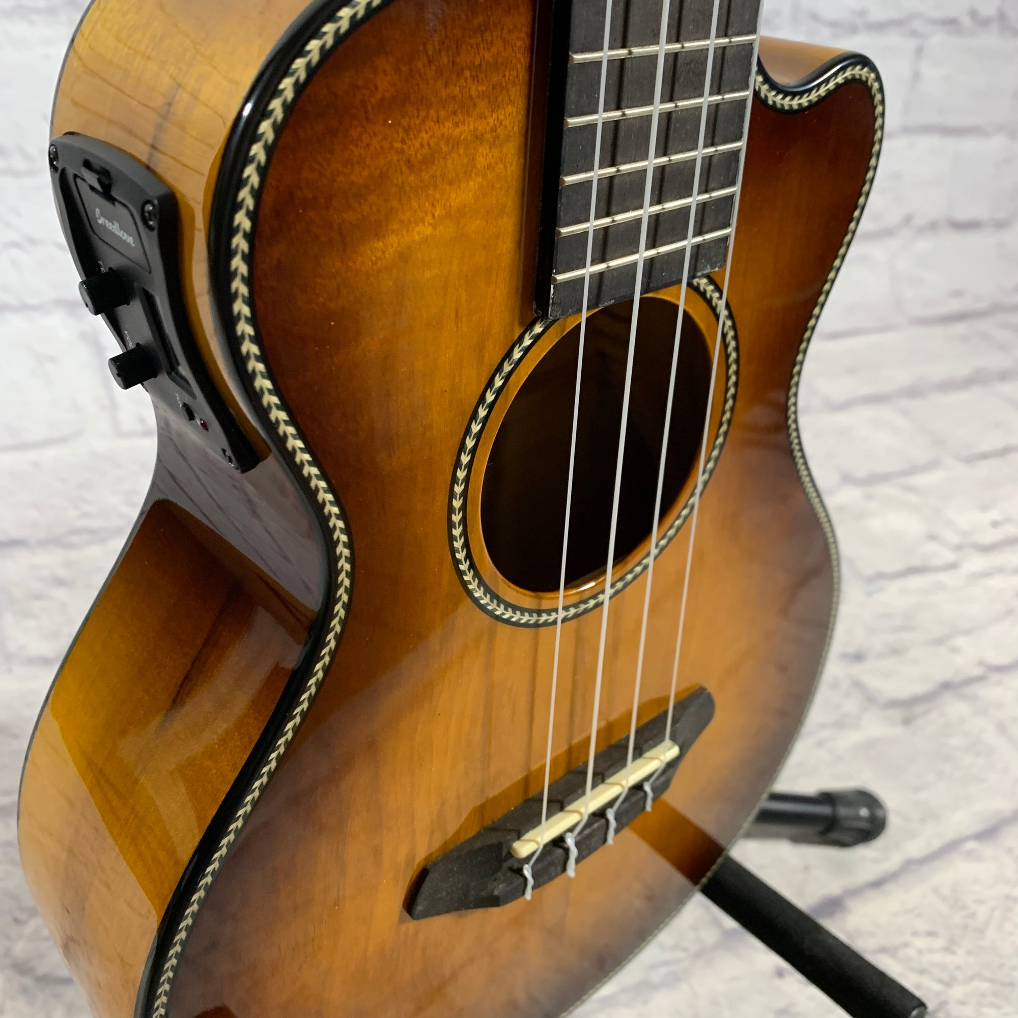 Breedlove Pursuit EX S Tenor TE CE Ukulele