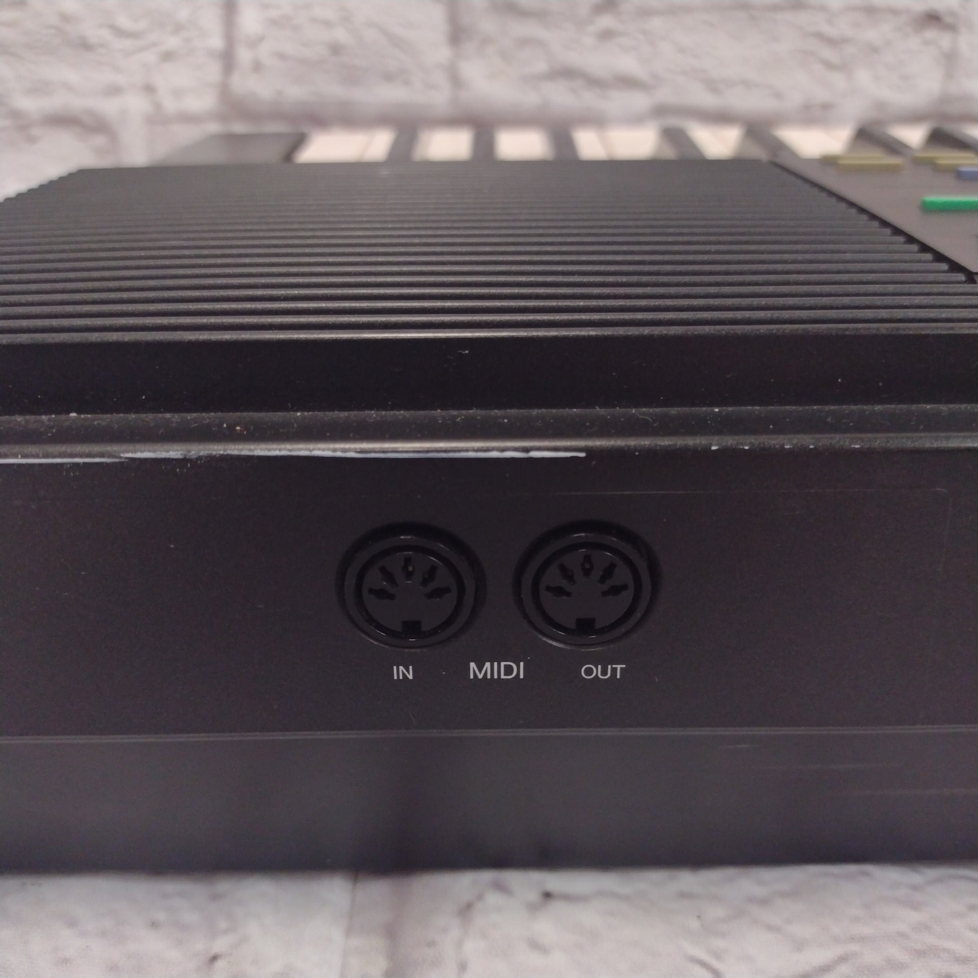 Yamaha PSR41 61Key MIDI Keyboard Evolution Music