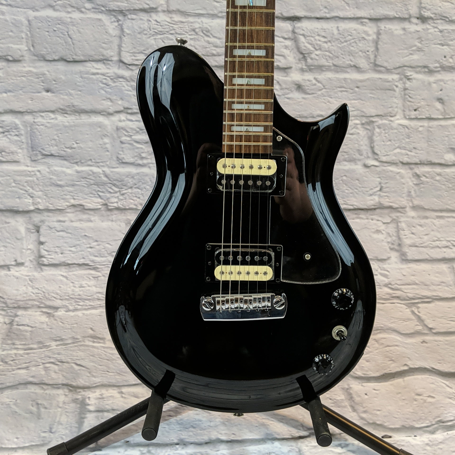 Cort CL 200 Carved Body Abalone Inlay Rosewood Fretboard Electric Guitar