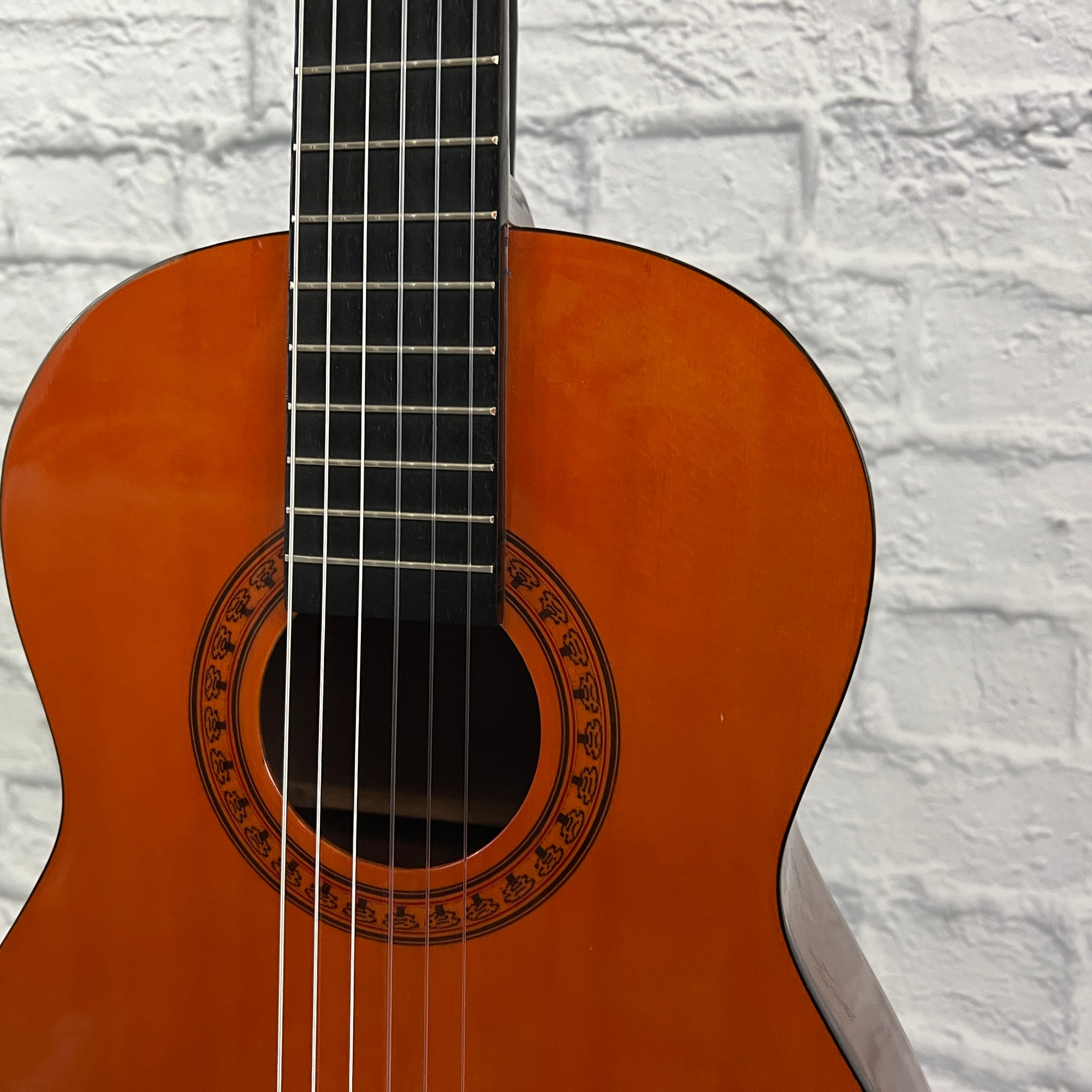 Hondo H624 Student Classical Guitar