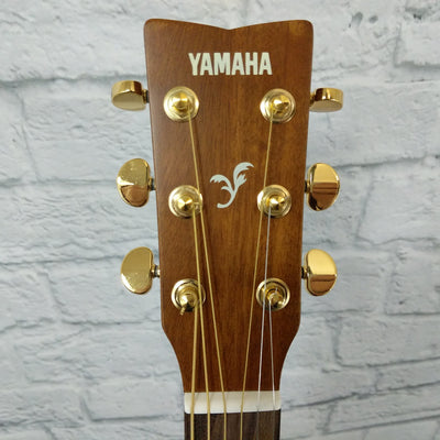 Yamaha F335 Acoustic Guitar