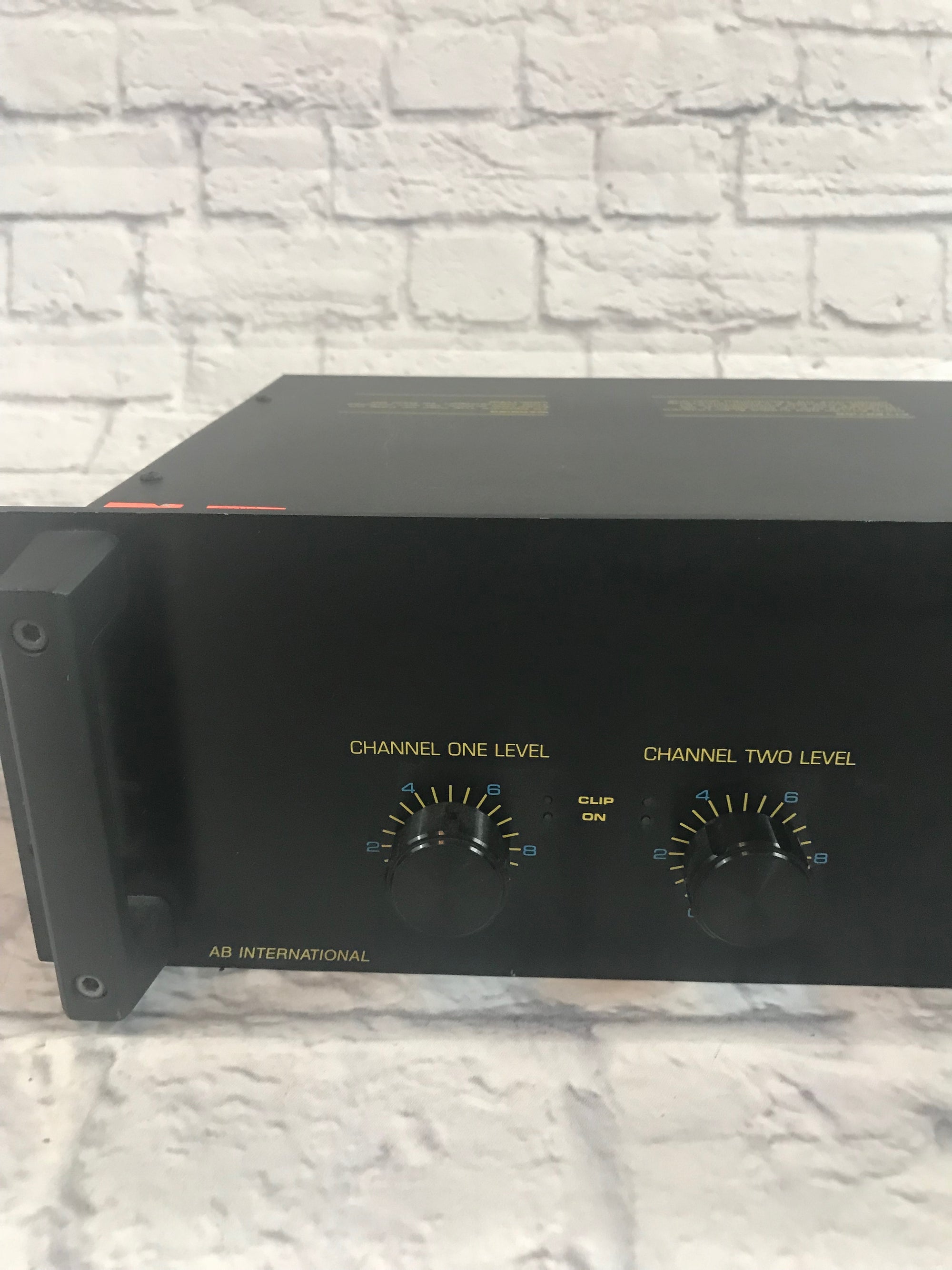 AB International Precendent Series 600A Power Amp