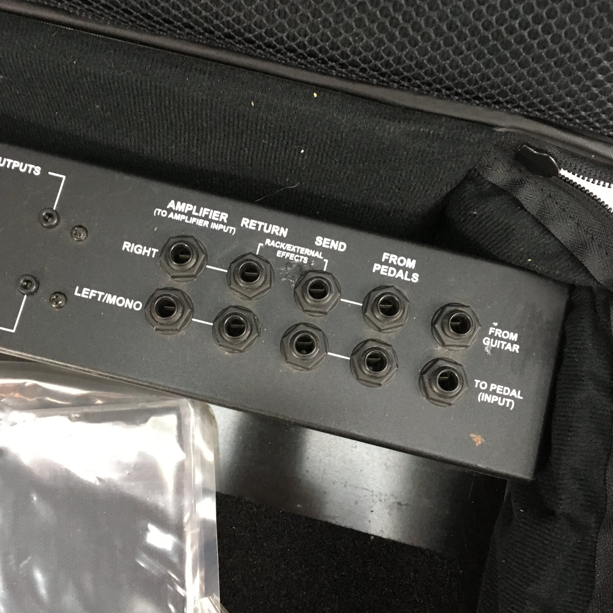 Furman SPB-8 Powered Pedalboard w/ bag