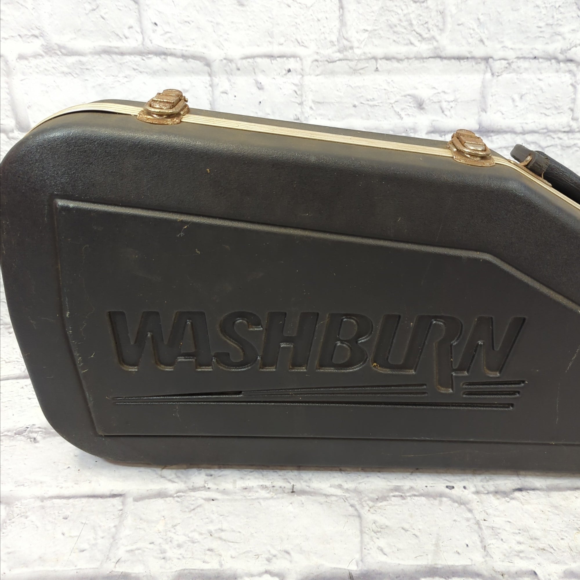 Washburn electric guitar deals case