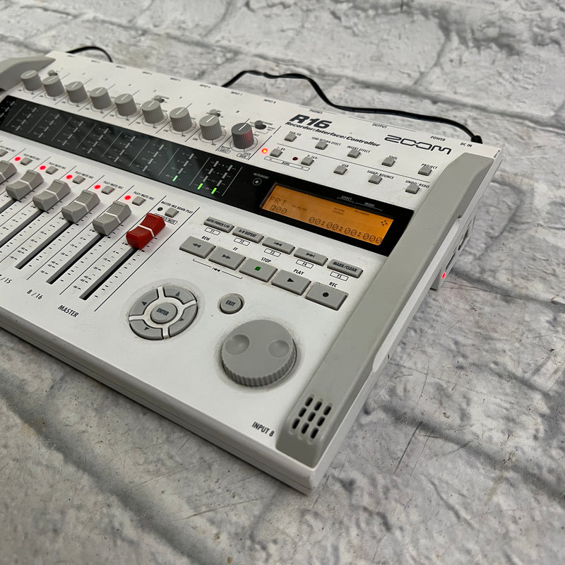 Zoom R16 Recorder : Interface : Controller USB 8-Input Audio Interface ...